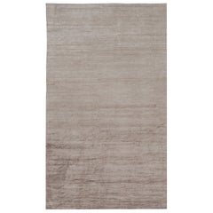 Rug 
Kilim
s Oversized Modern Textural Rug in Brown, White and Beige Striae (Tapis moderne texturé surdimensionné à rayures brunes, blanches et beiges)