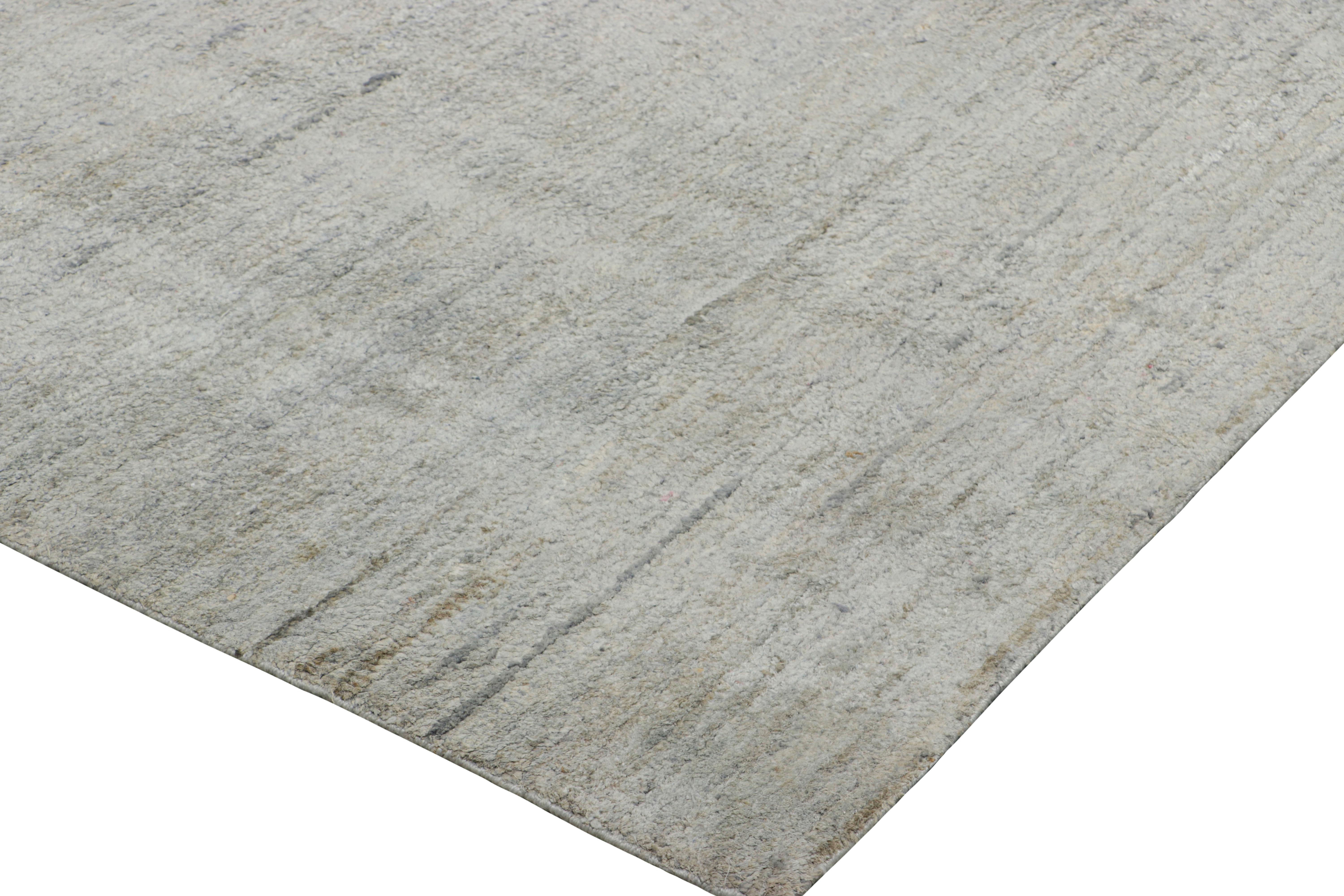 Contemporary Rug & Kilim’s Oversized Modern Textural Rug in Gray Tones For Sale