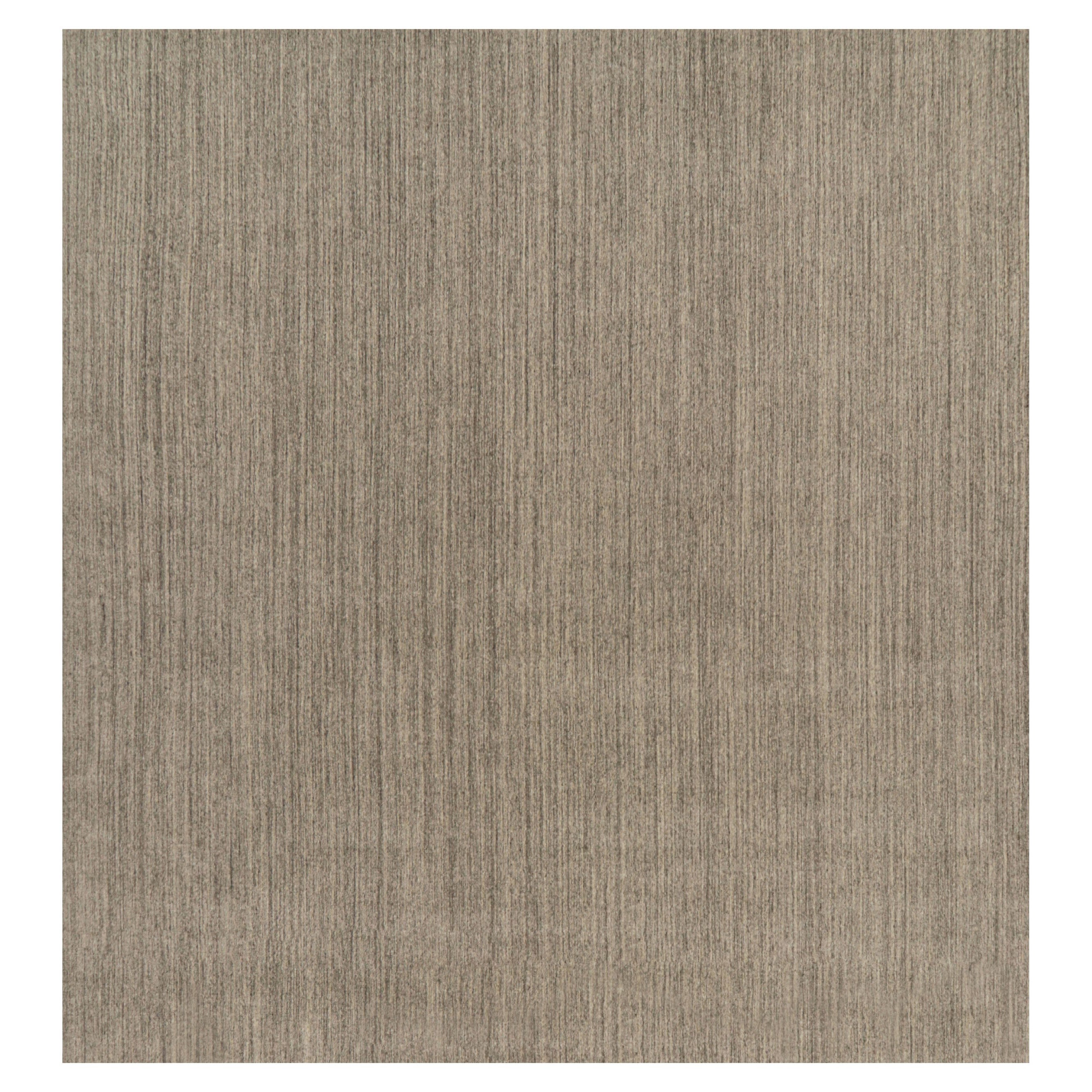 Rug 
Kilim
s Oversized Modern Modern Textural Rug with Beige and Gray Striae (tapis moderne surdimensionné avec des rayures beiges et grises) en vente
