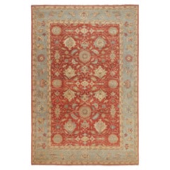 Rug & Kilim è un tappeto orientale sovradimensionato con motivi floreali e fogliame