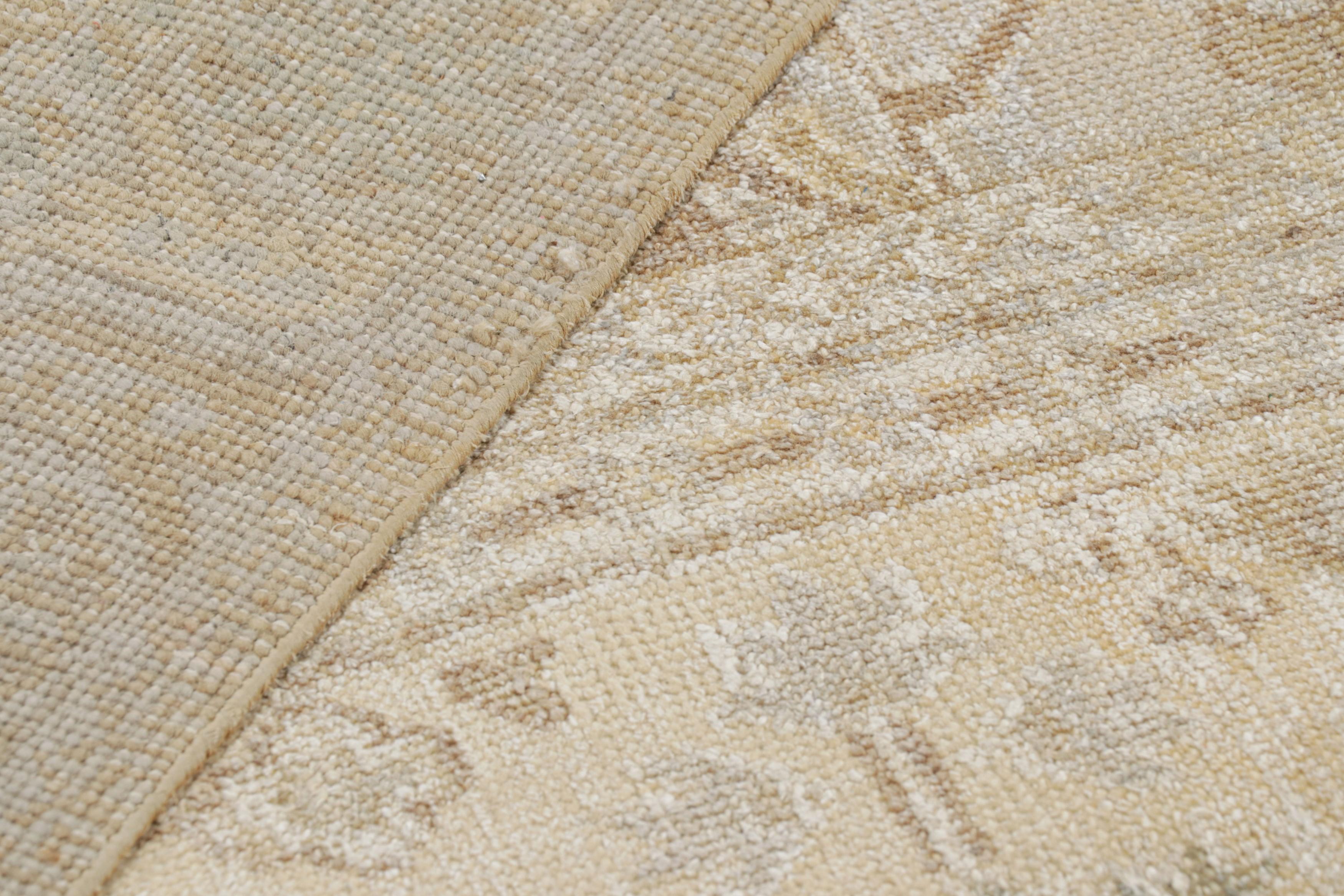 Wool Rug & Kilim’s Oversized Oushak Style Rug in Cream and Beige with Floral Patterns For Sale
