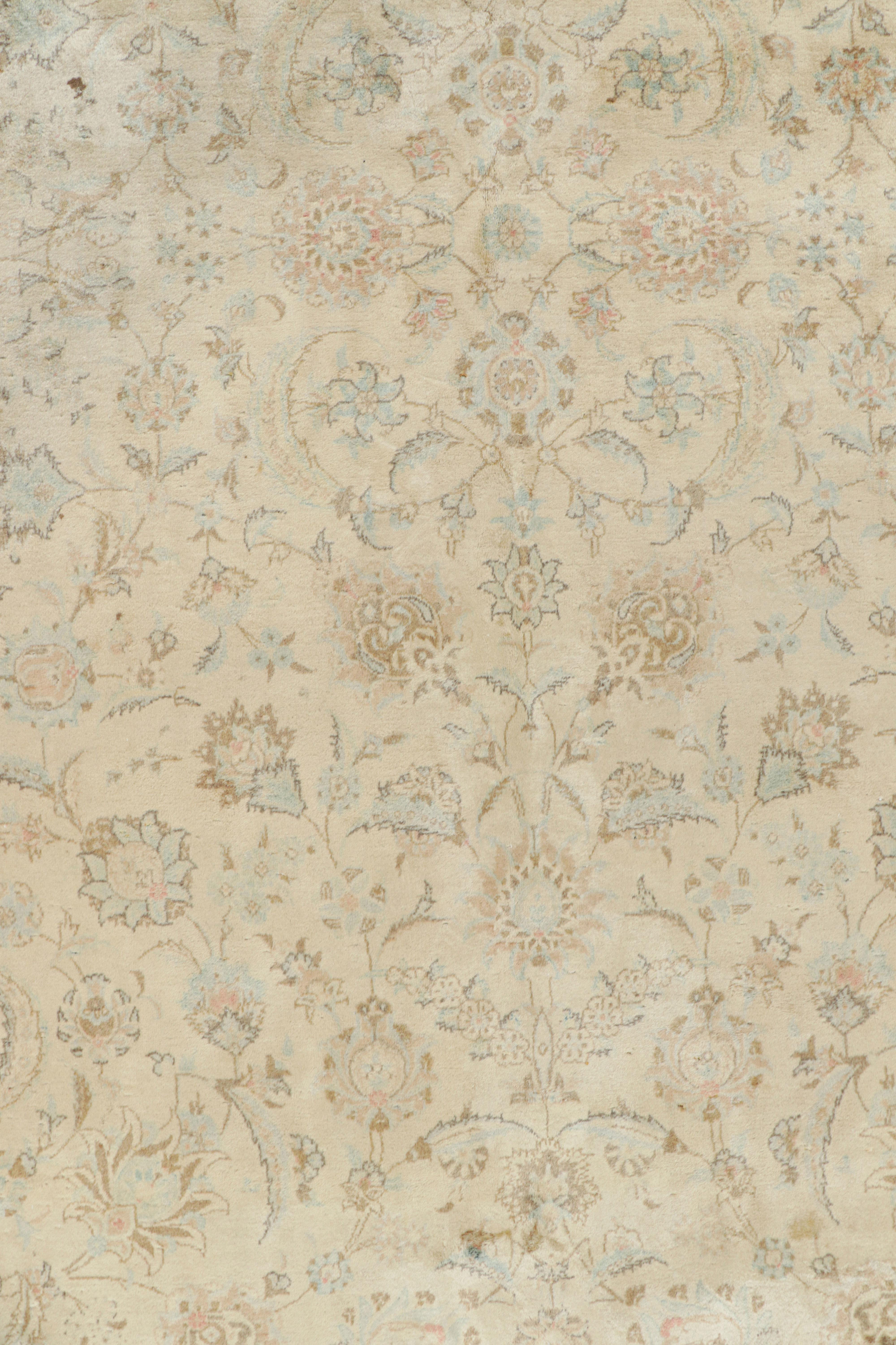 Wool Rug & Kilim’s Oversized Persian Kashan Style Rug in Cream with Floral Patterns For Sale