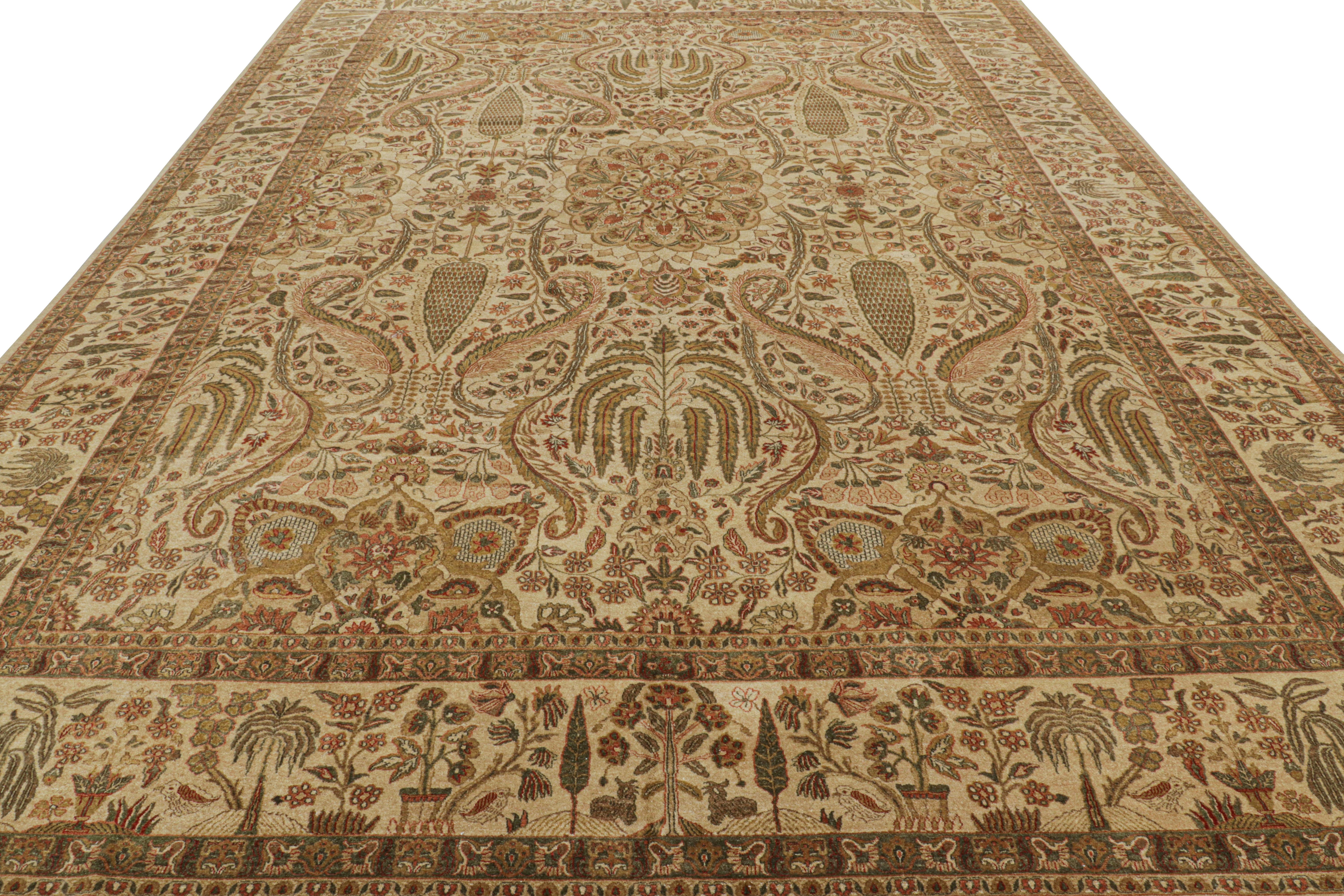 Annodato a mano Rug & Kilim: tappeto persiano oversize in stile Tabriz con motivi floreali in oro e verde in vendita