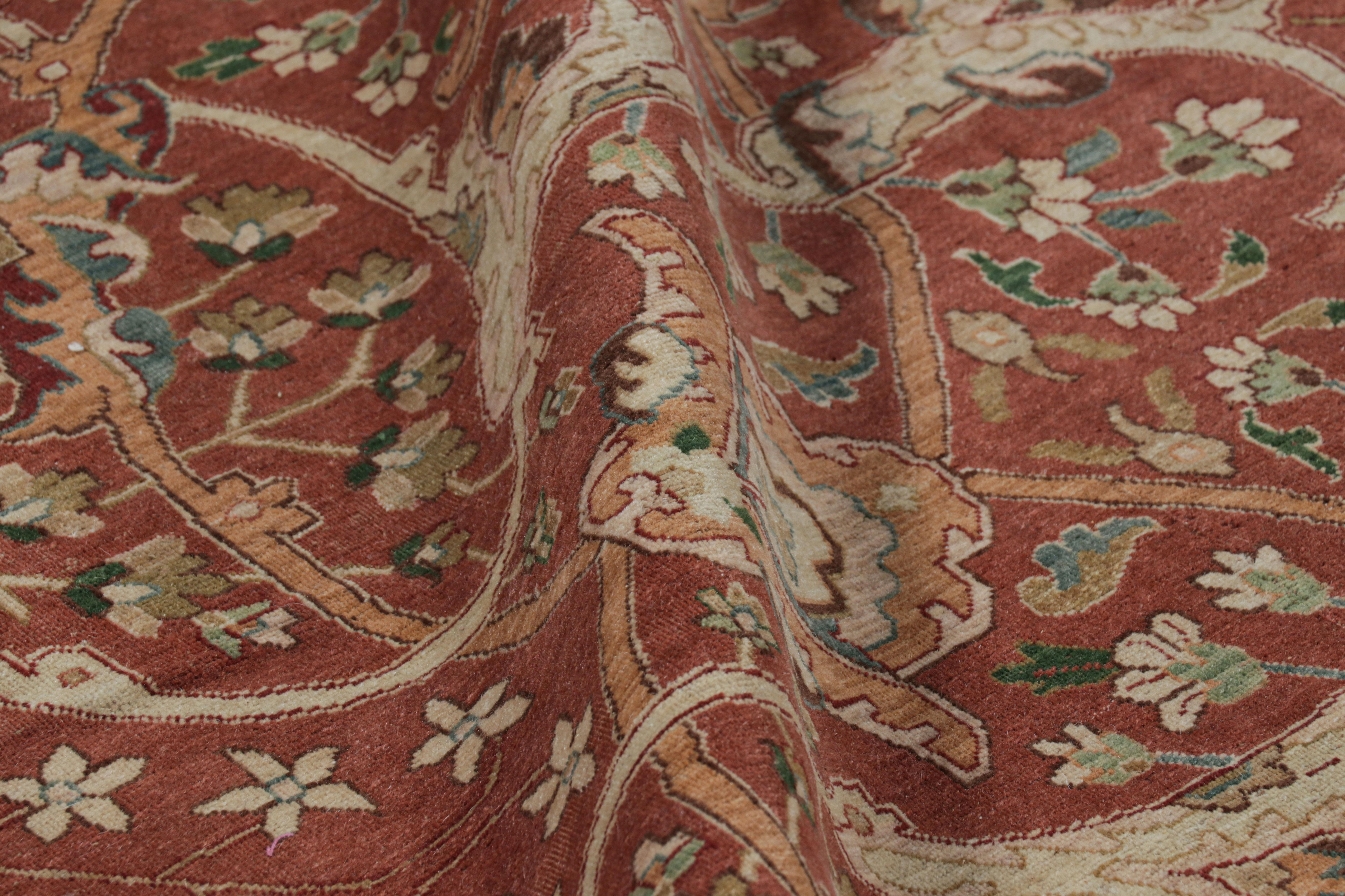 Laine Rug & Kilim's Oversized Persian Tabriz Style Rug in Red with Floral Patterns (Tapis persan surdimensionné de style Tabriz en rouge avec des motifs floraux) en vente