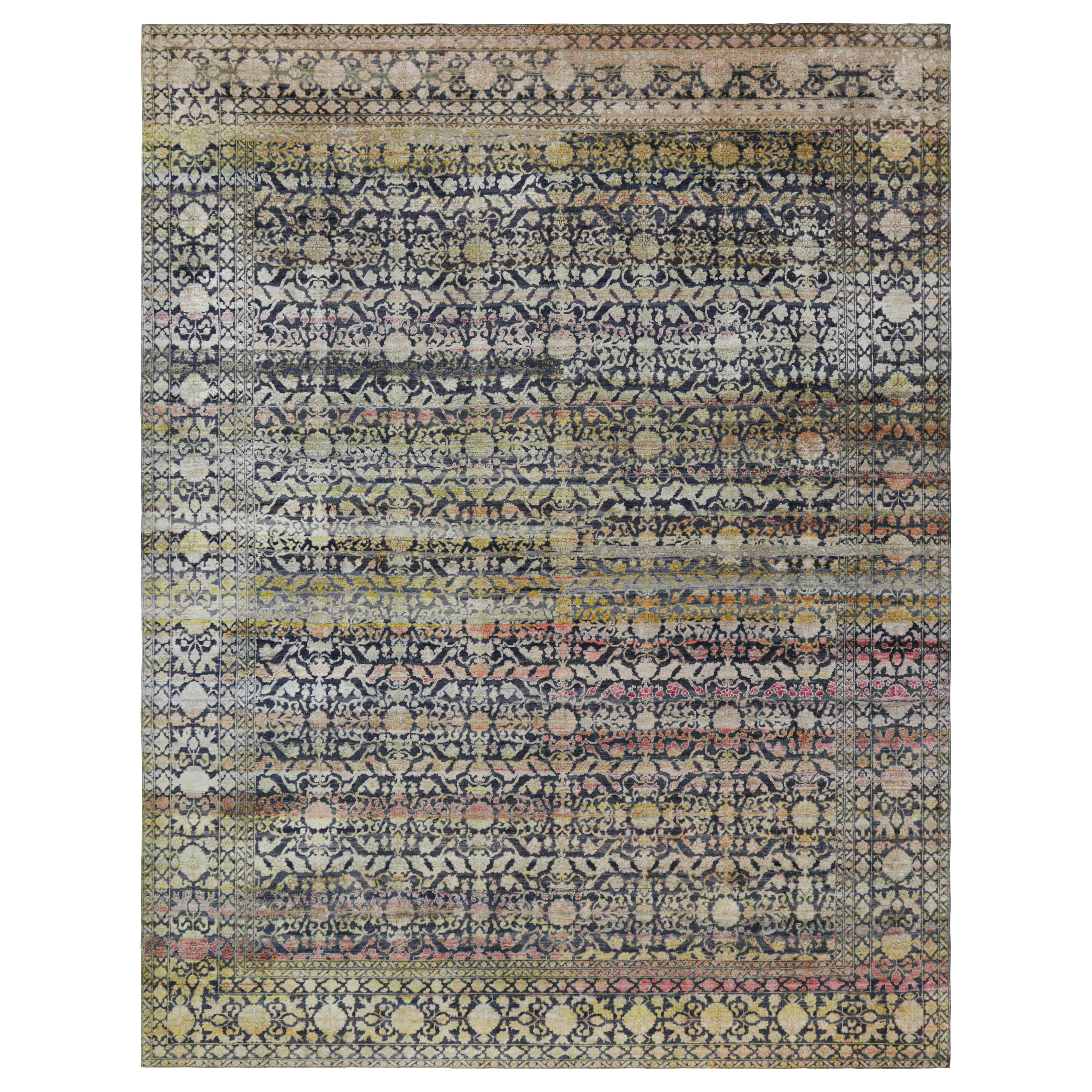 Rug & Kilim's übergroßer Teppich im Samarkand-Stil in Marineblau mit Blumenmustern im Angebot