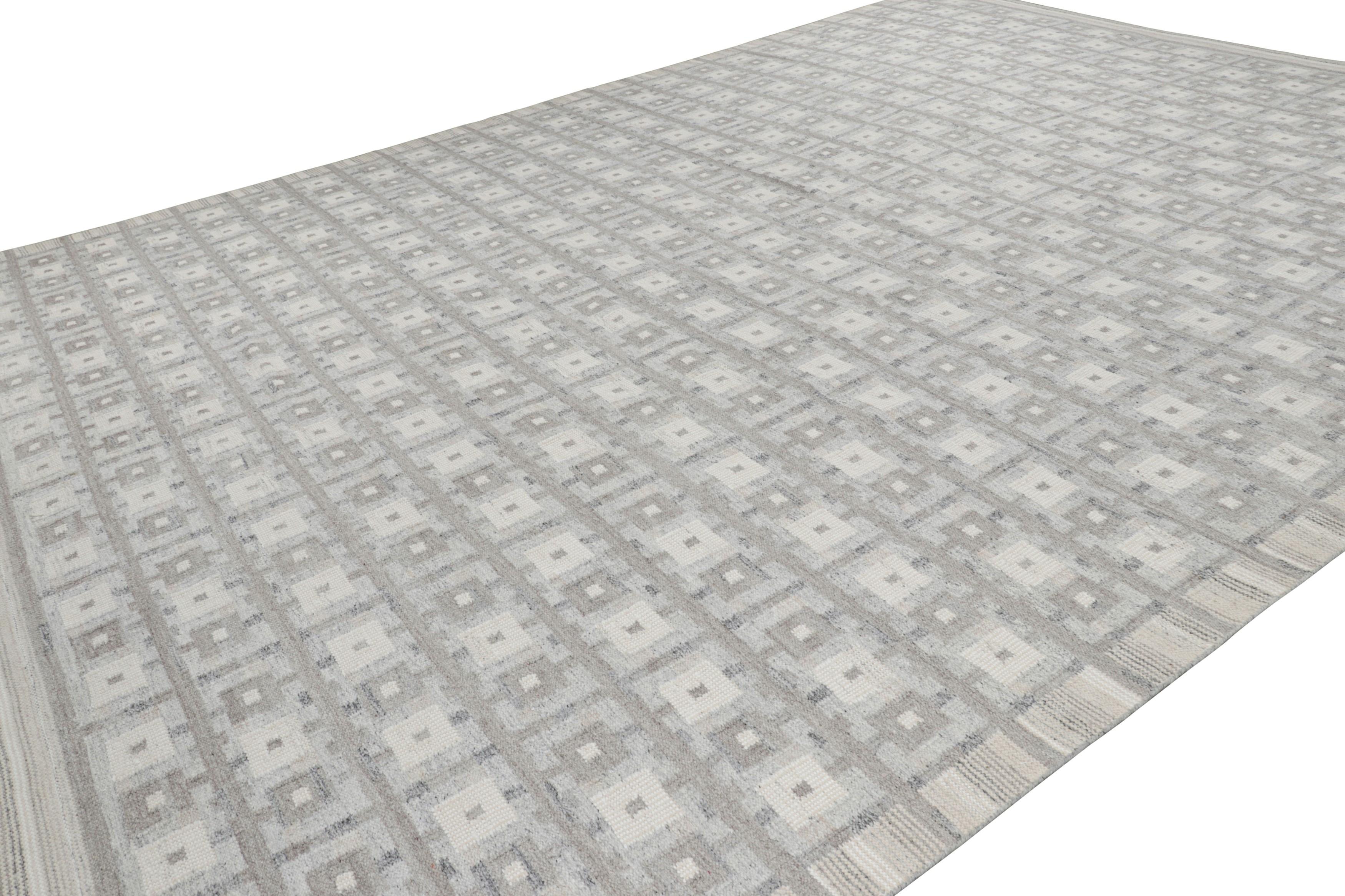 Rug & Kilim's übergroßer Teppich im skandinavischen Stil in Grau mit geometrischen Mustern (Indisch) im Angebot