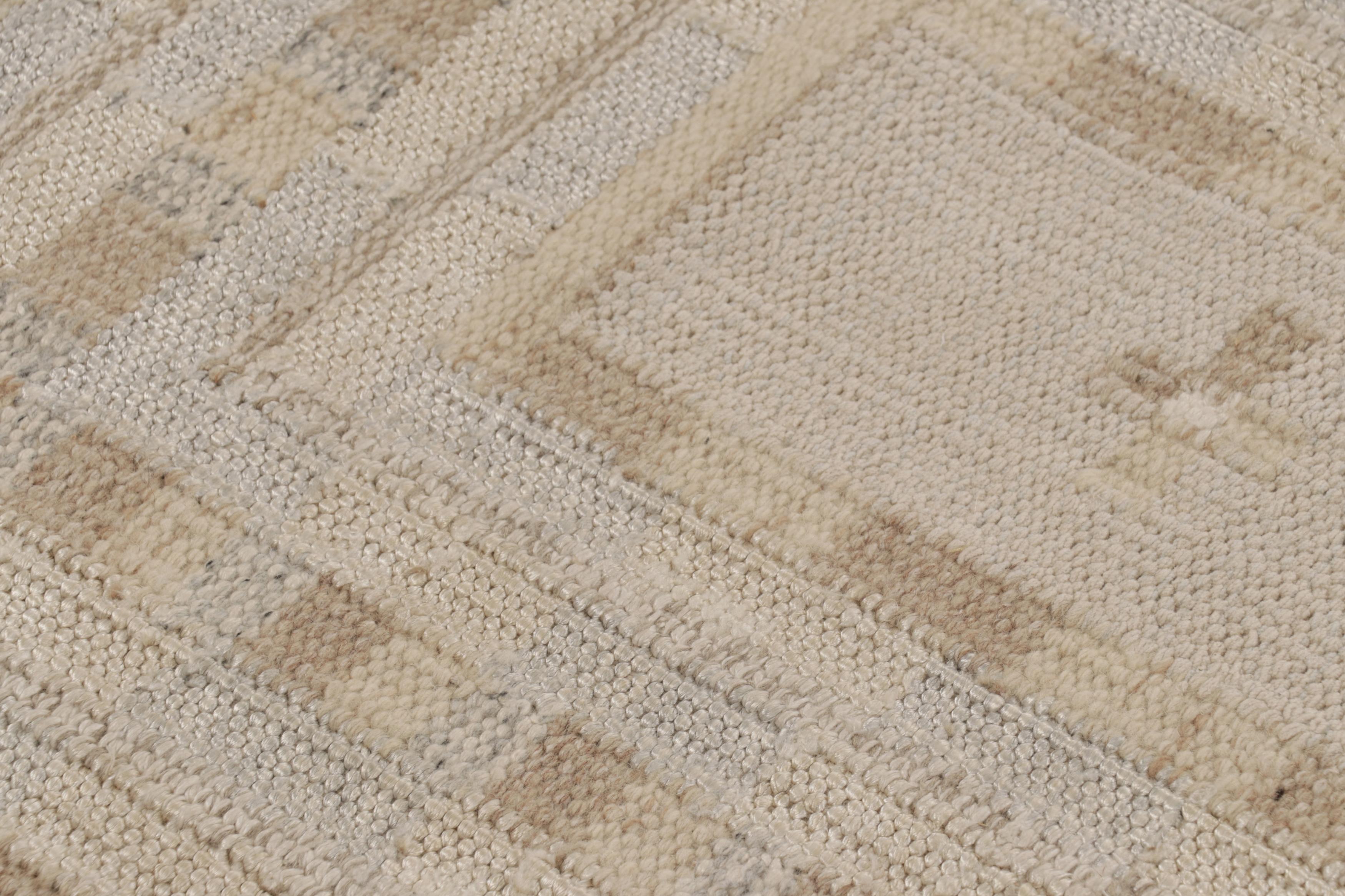 Rug & Kilim’s Oversized Scandinavian Style Rug, Minimalist Geometry in Silk In New Condition For Sale In Long Island City, NY