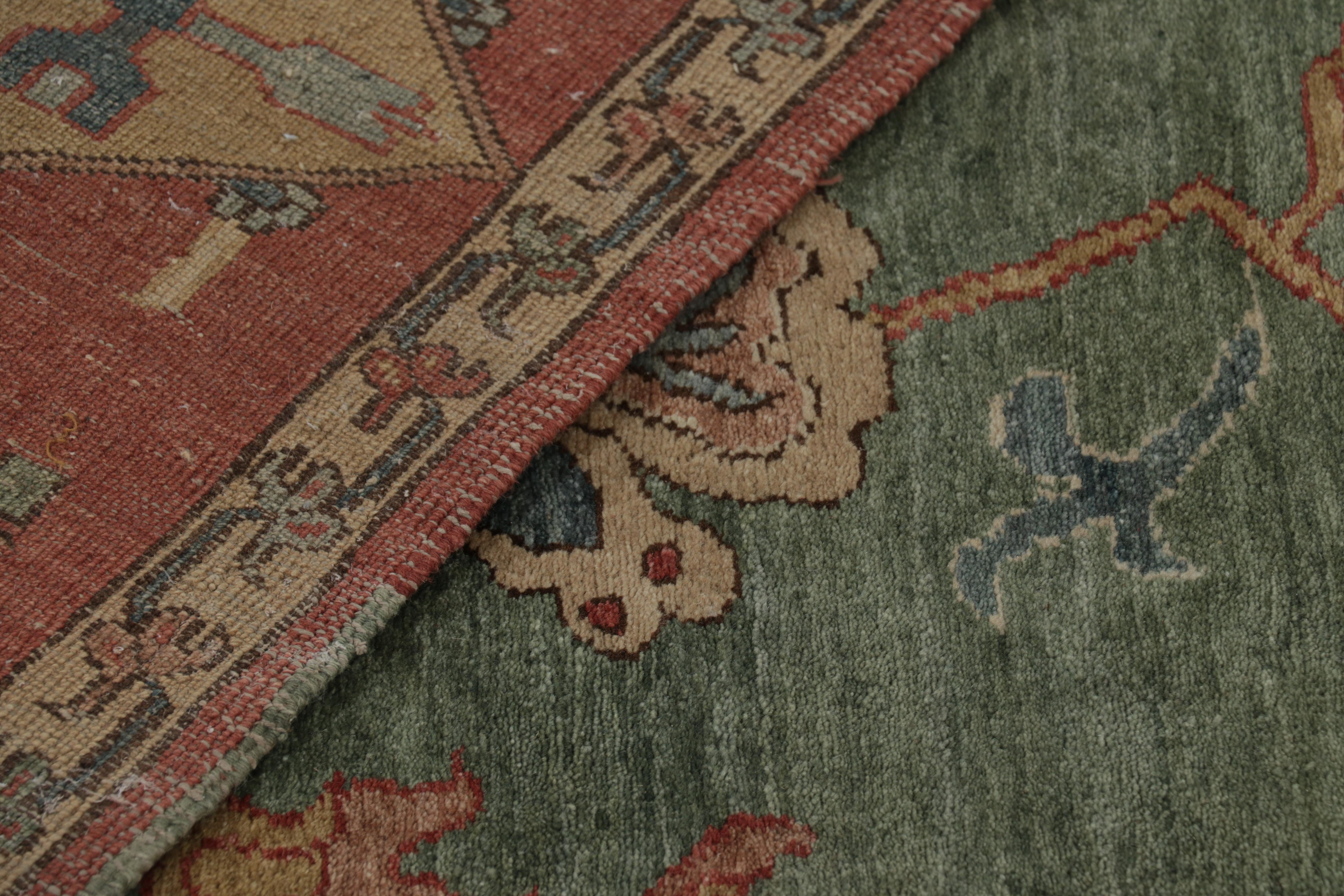 Rug & Kilim è un tappeto oversize in stile Sultanabad Rug in verde acqua con motivi floreali in vendita 4