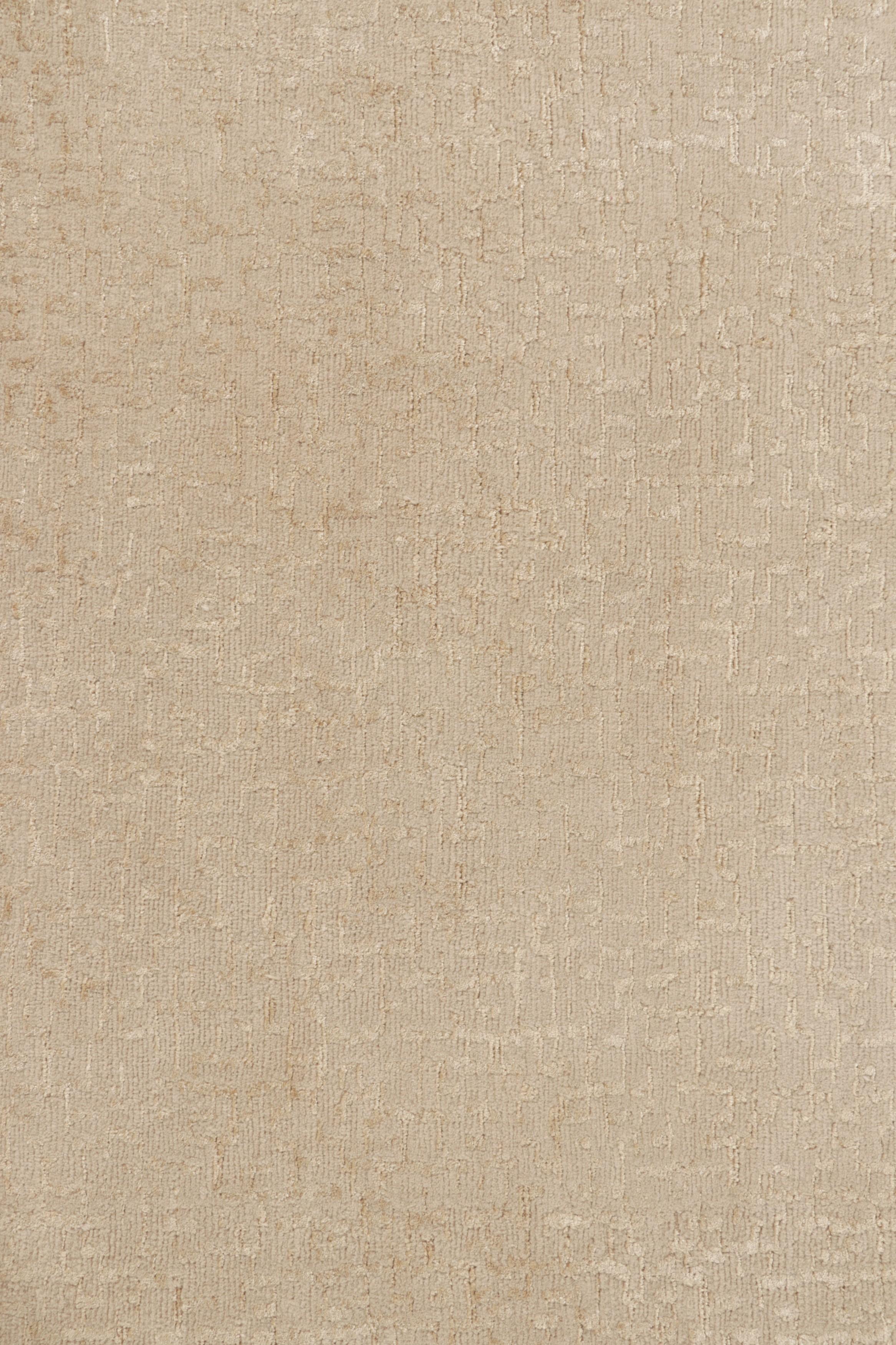 Rug & Kilim's Oversized Textural Custom Rug Design, Solid Beige and Cream Striae (tapis à rayures beige et crème) Neuf - En vente à Long Island City, NY
