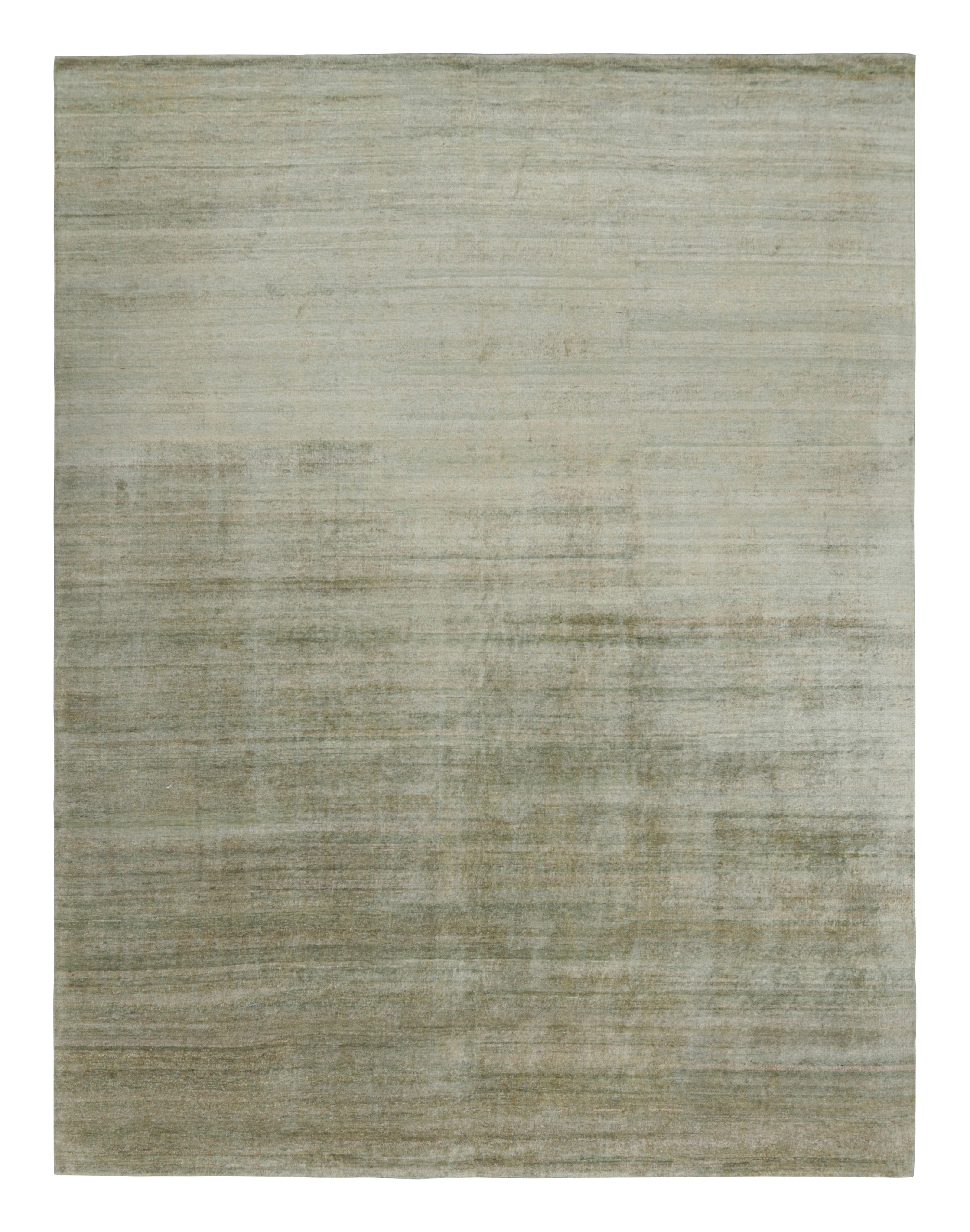 Dieser aus Indien stammende, strukturierte Teppich im Format 12x15 ist eine aufregende Neuheit in der Texture of Color Collection von Rug & Kilim. Er ist aus handgeknüpfter Wolle und Seide gefertigt und greift das Thema dieser Collection'S neu auf.