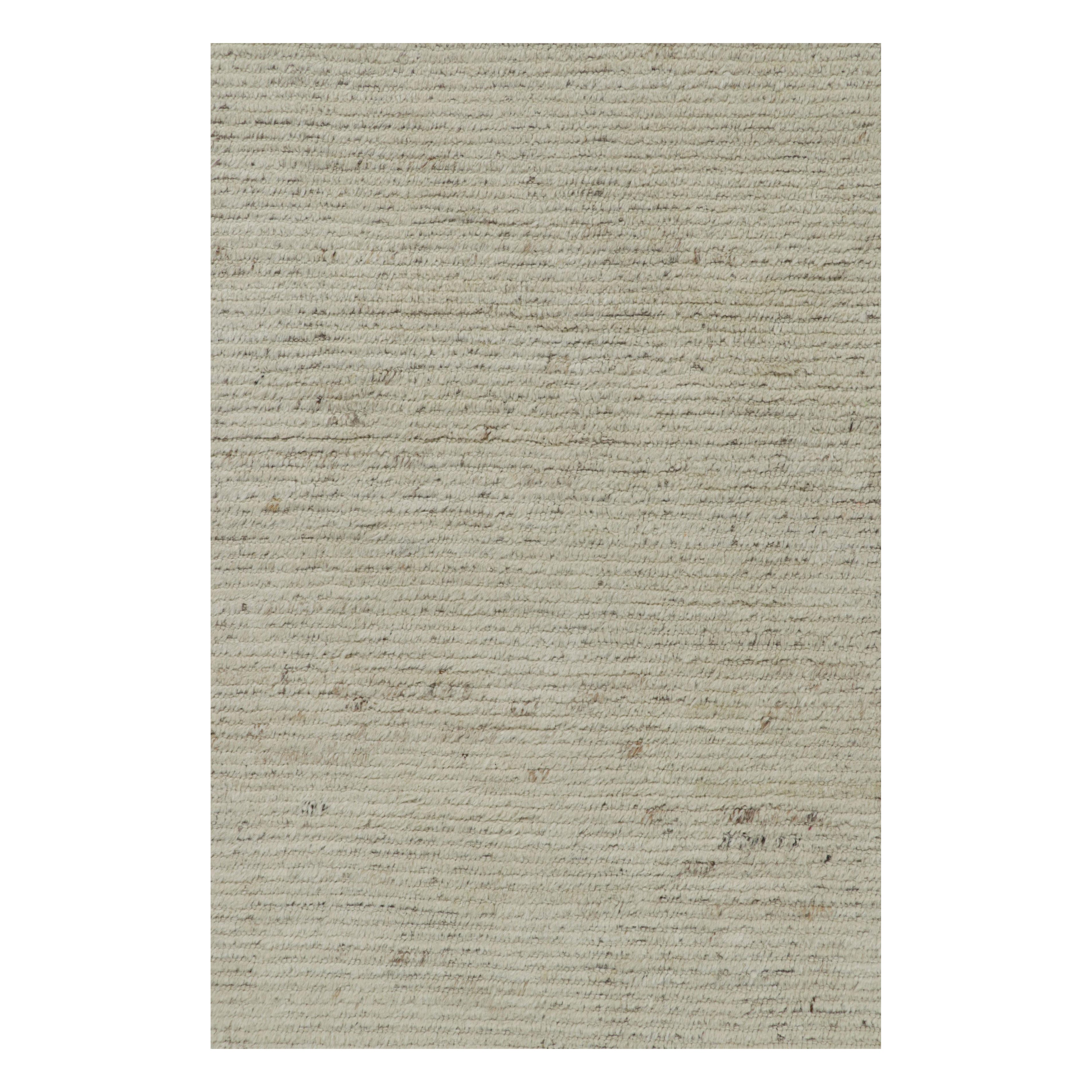 Rug
Kilim: un tappeto testurizzato oversize nei toni del bianco solido