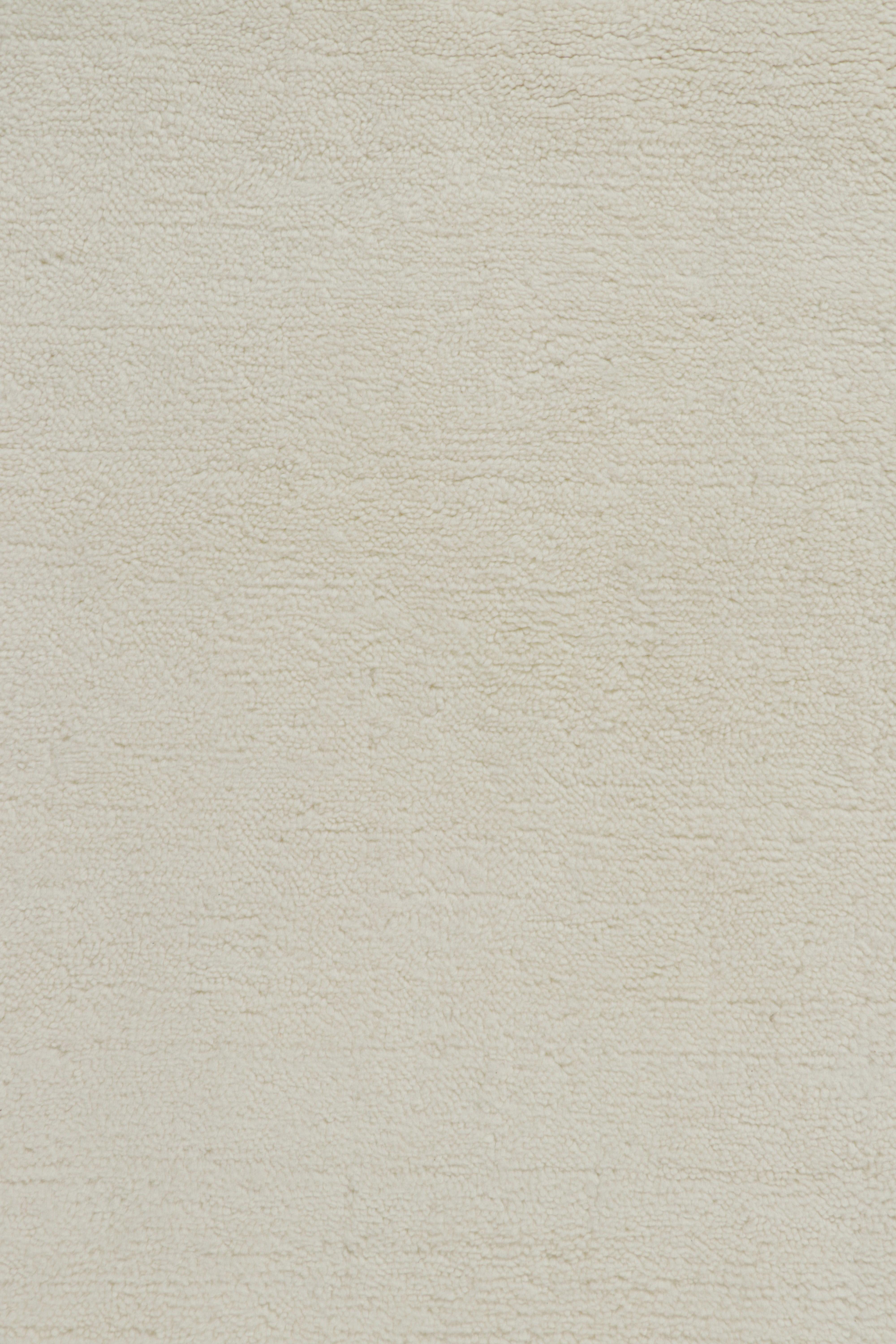 Rug & Kilim’s Oversized Textural Rug in Simple, Solid Cream White Tones In New Condition For Sale In Long Island City, NY