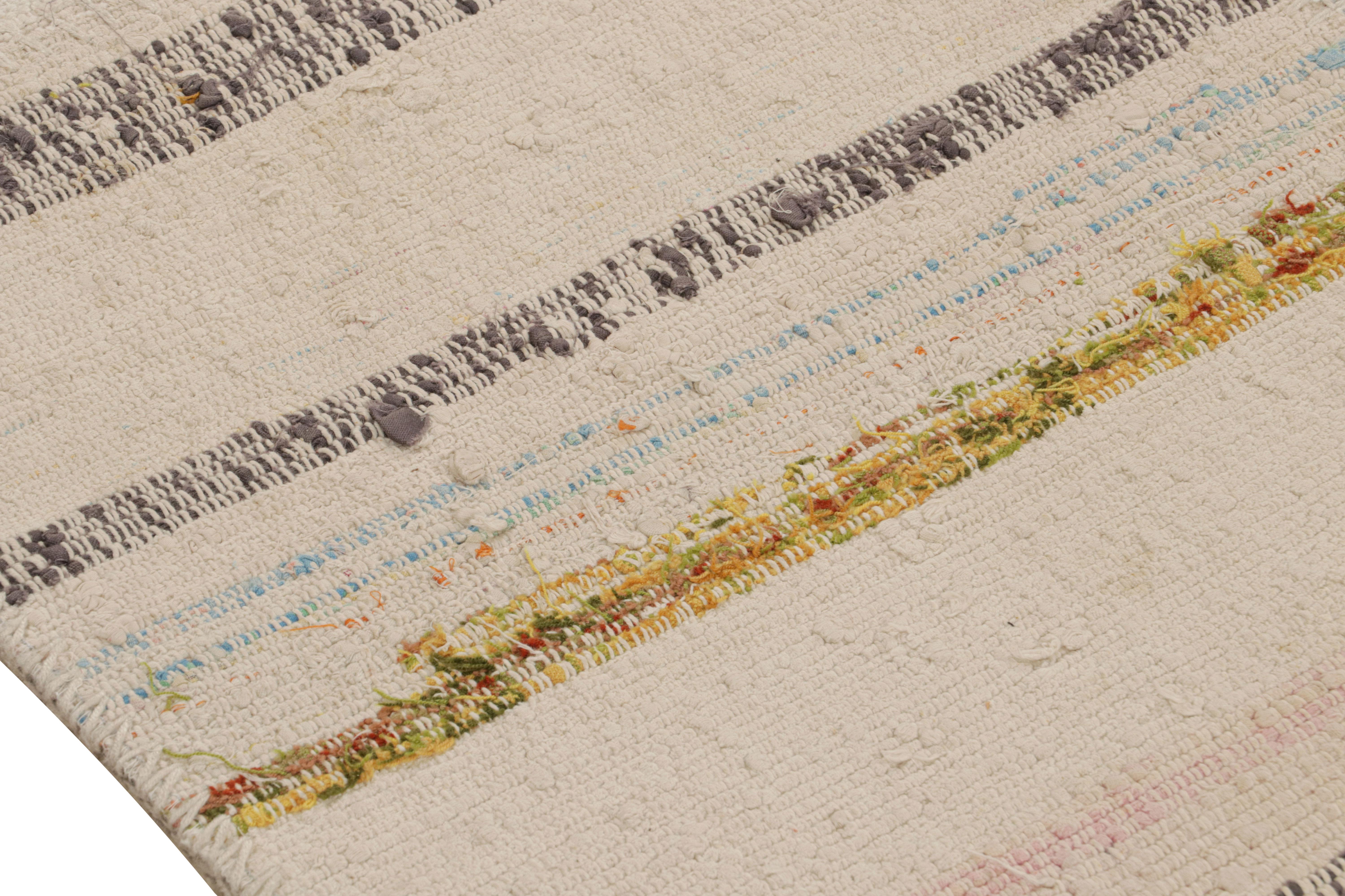 Tapis Kilim en laine beige et multicolore Patchwork de Rug & Kilim Neuf - En vente à Long Island City, NY