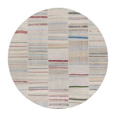 Tapis circulaire Patchwork Kilim à rayures polychromes de Rug & Kilim