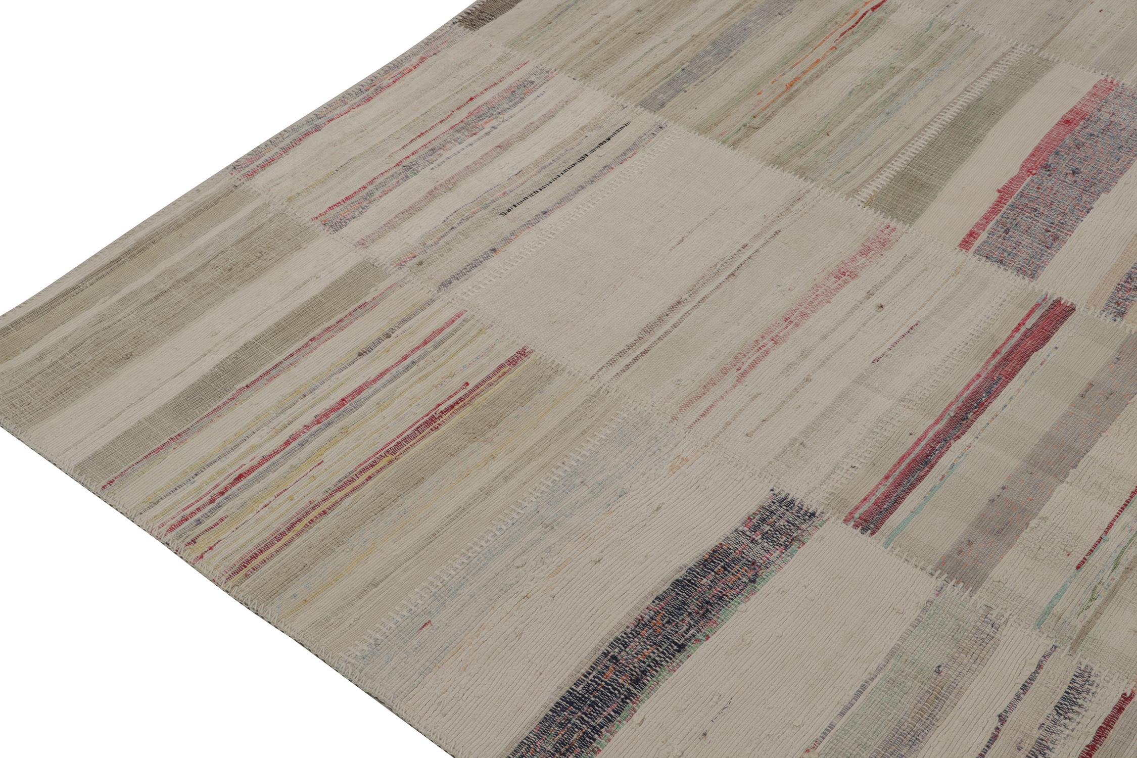 Patchwork-Kilim von Rug & Kilim in polychromen Streifen (Handgeknüpft) im Angebot