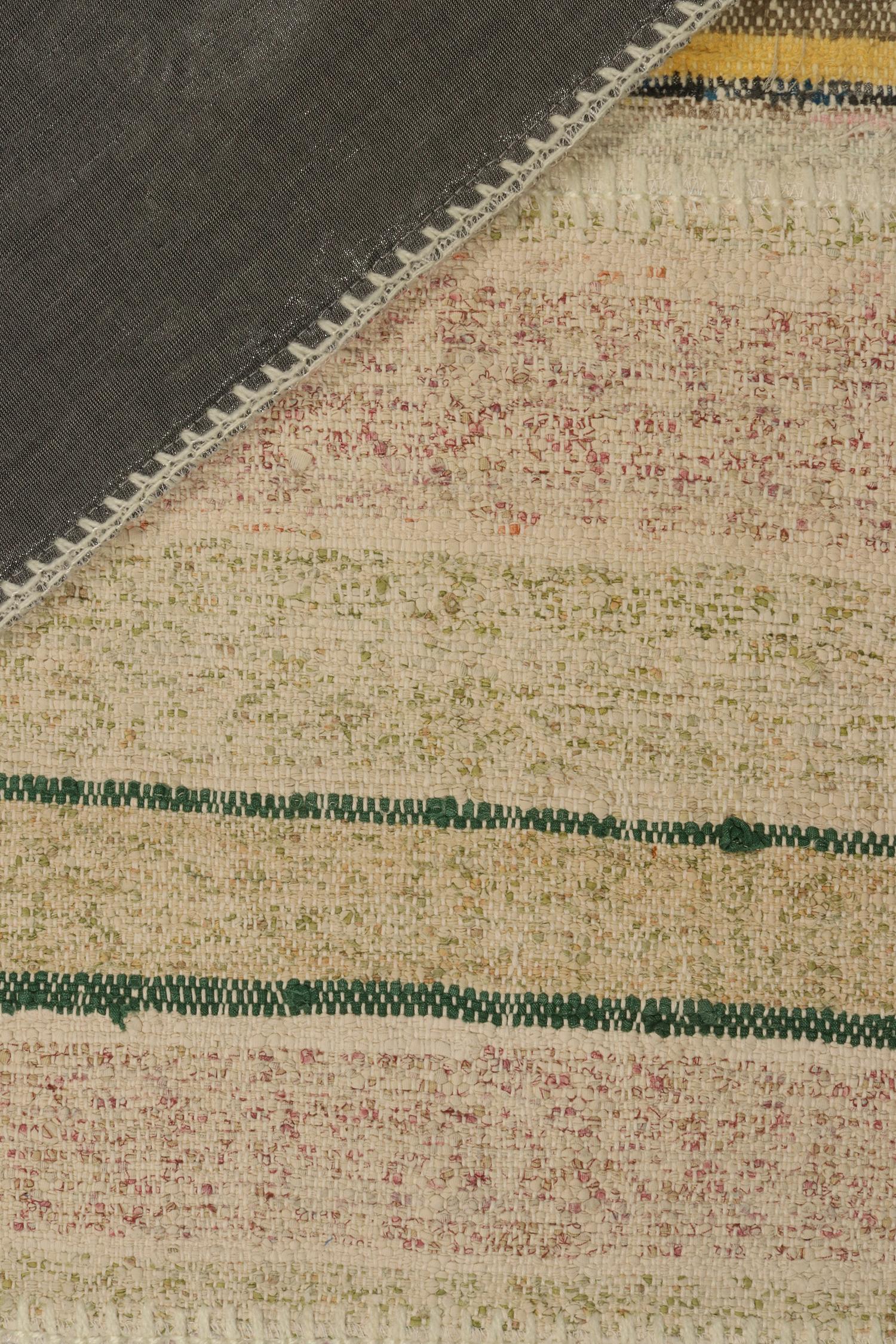 Patchwork-Kilim von Rug & Kilim in polychromen Streifen (21. Jahrhundert und zeitgenössisch) im Angebot
