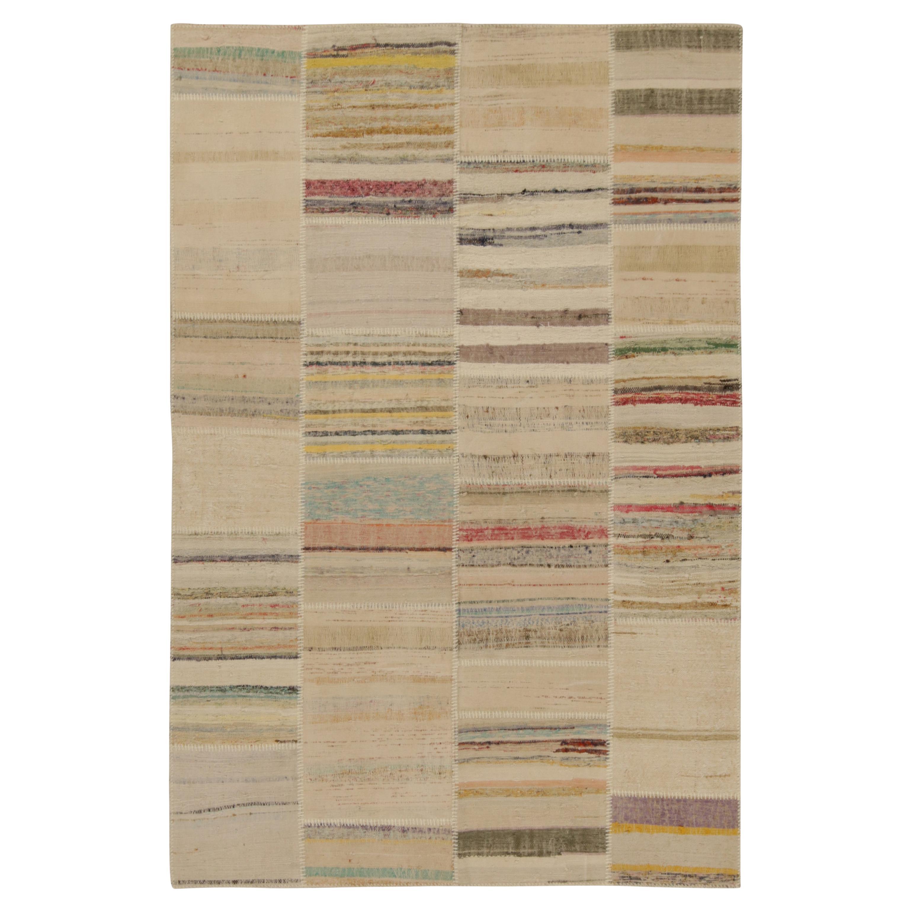 Tapis et tapis Kilim patchwork Kilims à rayures polychromes en vente
