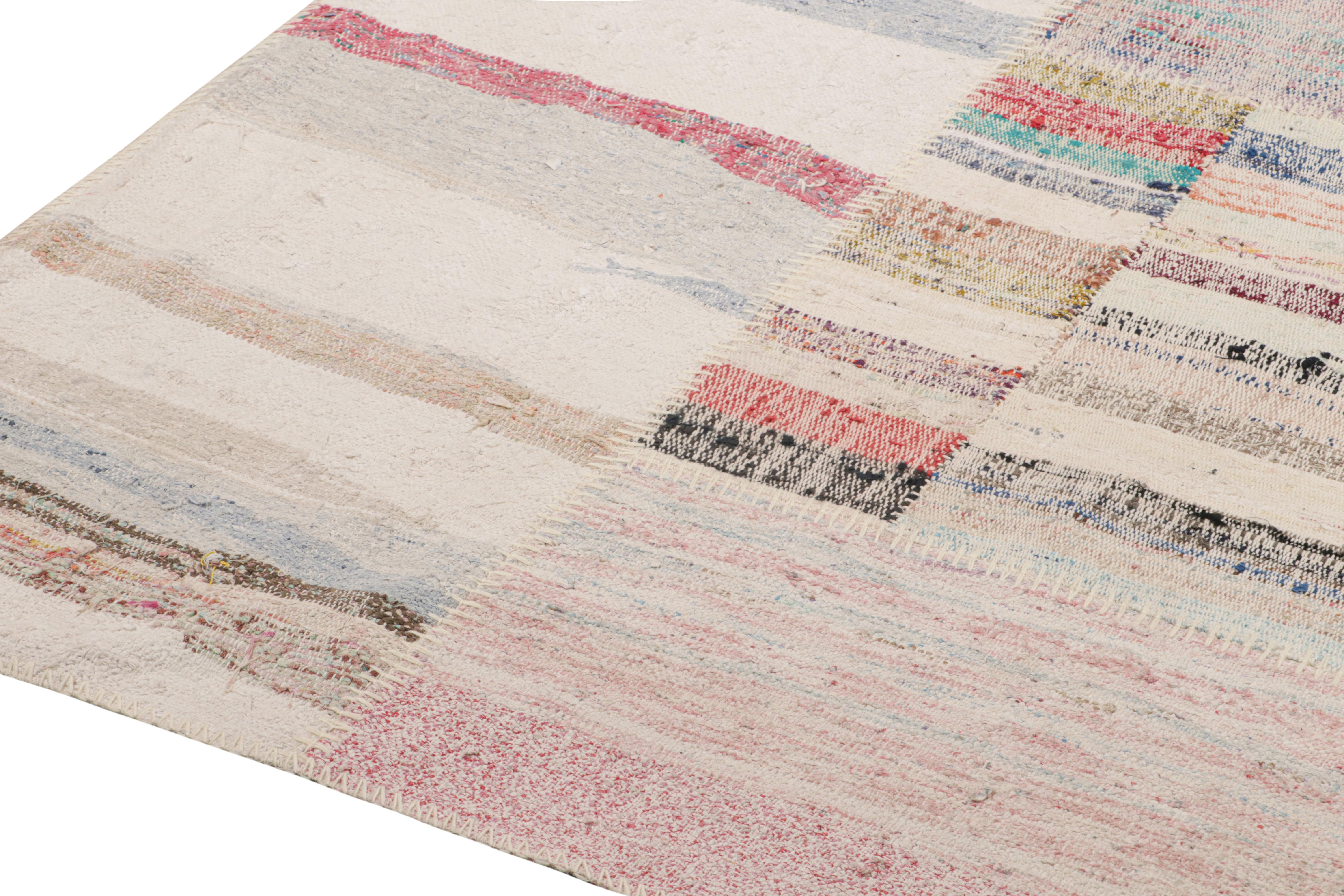 Turco Rug & Kilim - Tappeto patchwork Kilim a strisce policrome in vendita