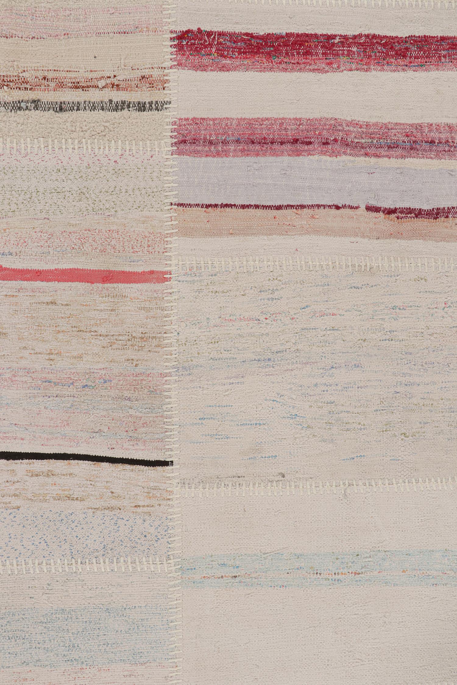Patchwork-Kilim-Teppich von Rug & Kilim in mehrfarbigen Streifen im Zustand „Neu“ im Angebot in Long Island City, NY