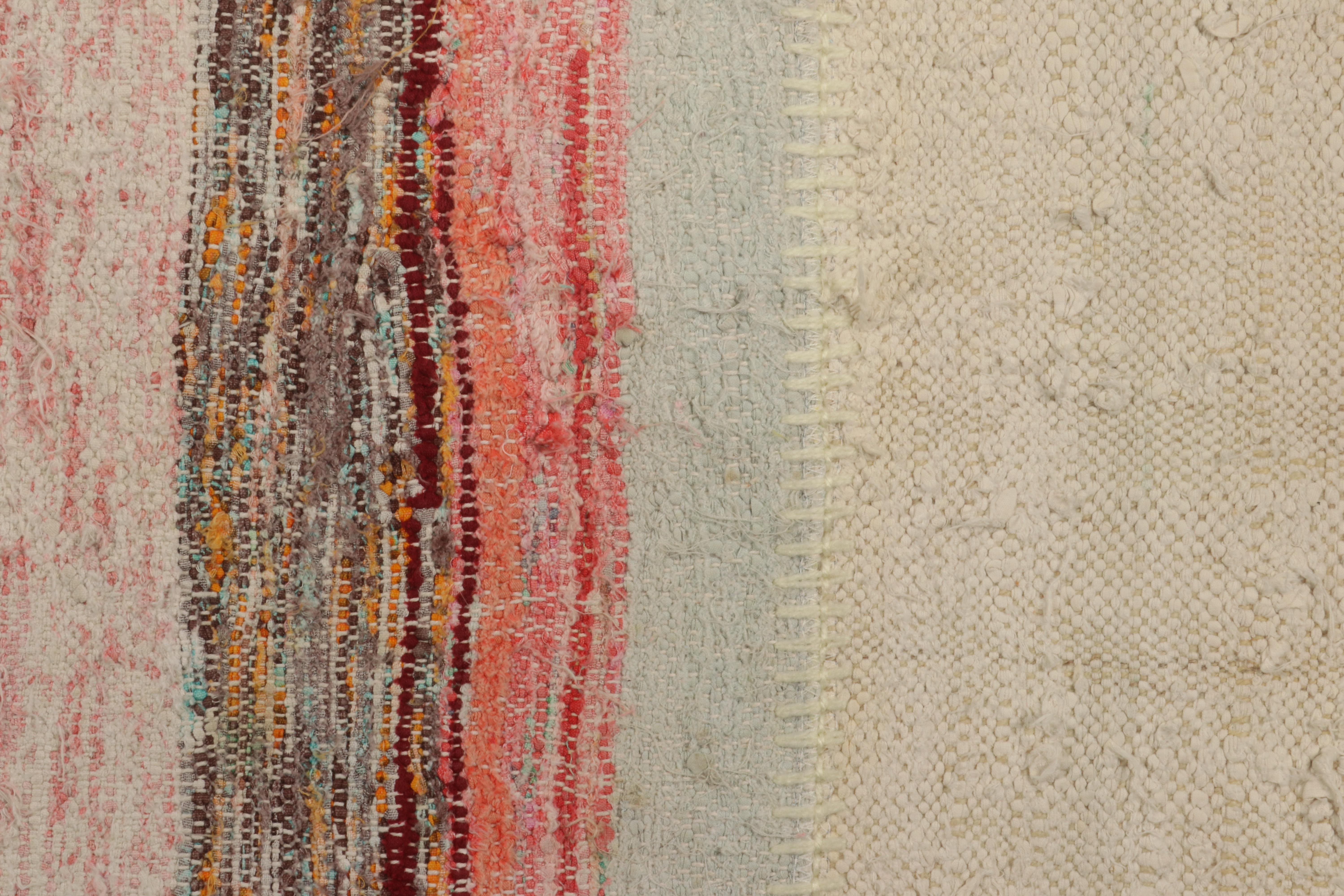 Patchwork-Kilim-Teppich von Rug & Kilim in mehrfarbigen Streifen im Zustand „Neu“ im Angebot in Long Island City, NY