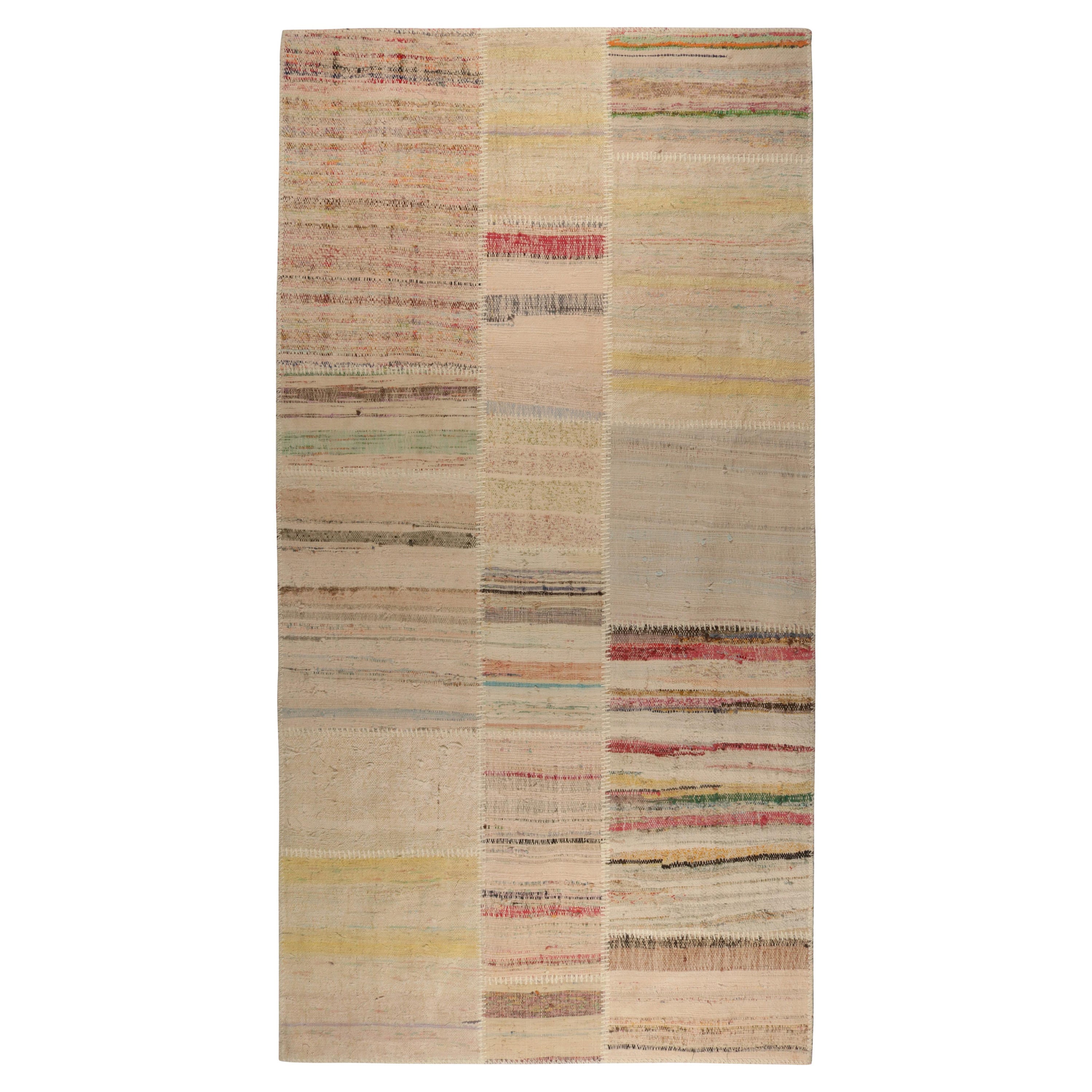 Tapis Kilim Patchwork à rayures polychromes de Rug & Kilim