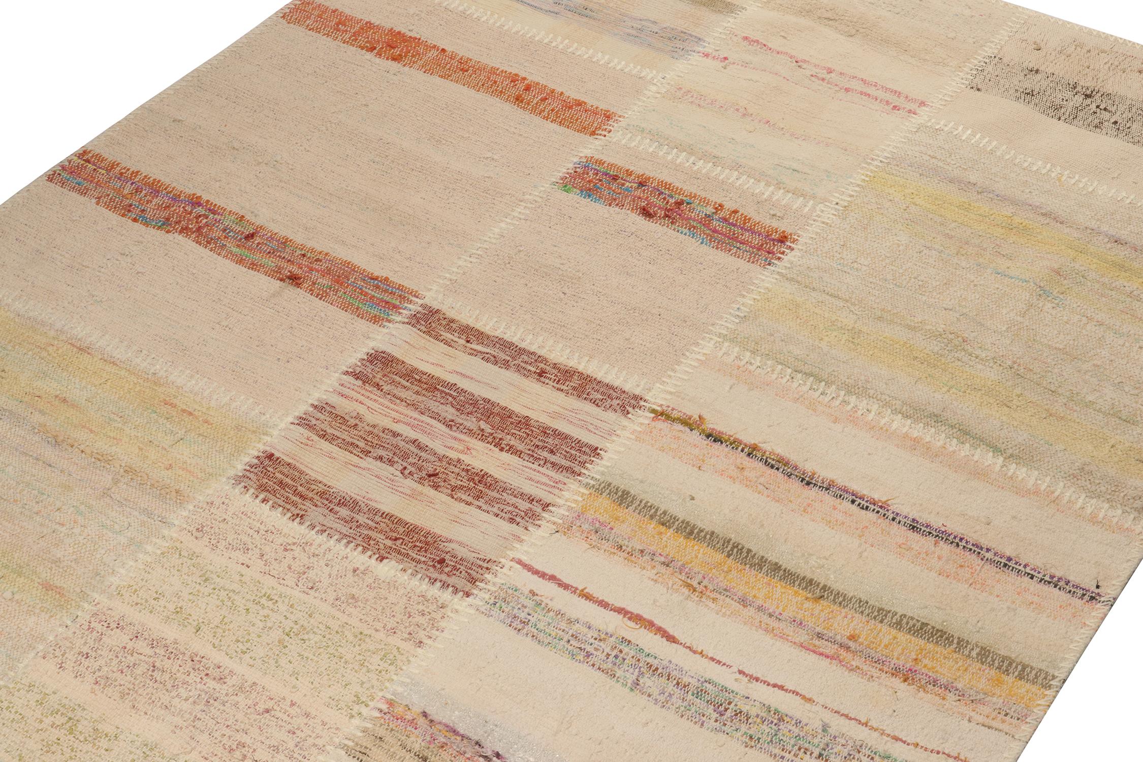Annodato a mano Rug & Kilim - Runner in kilim patchwork a strisce policromatiche in vendita