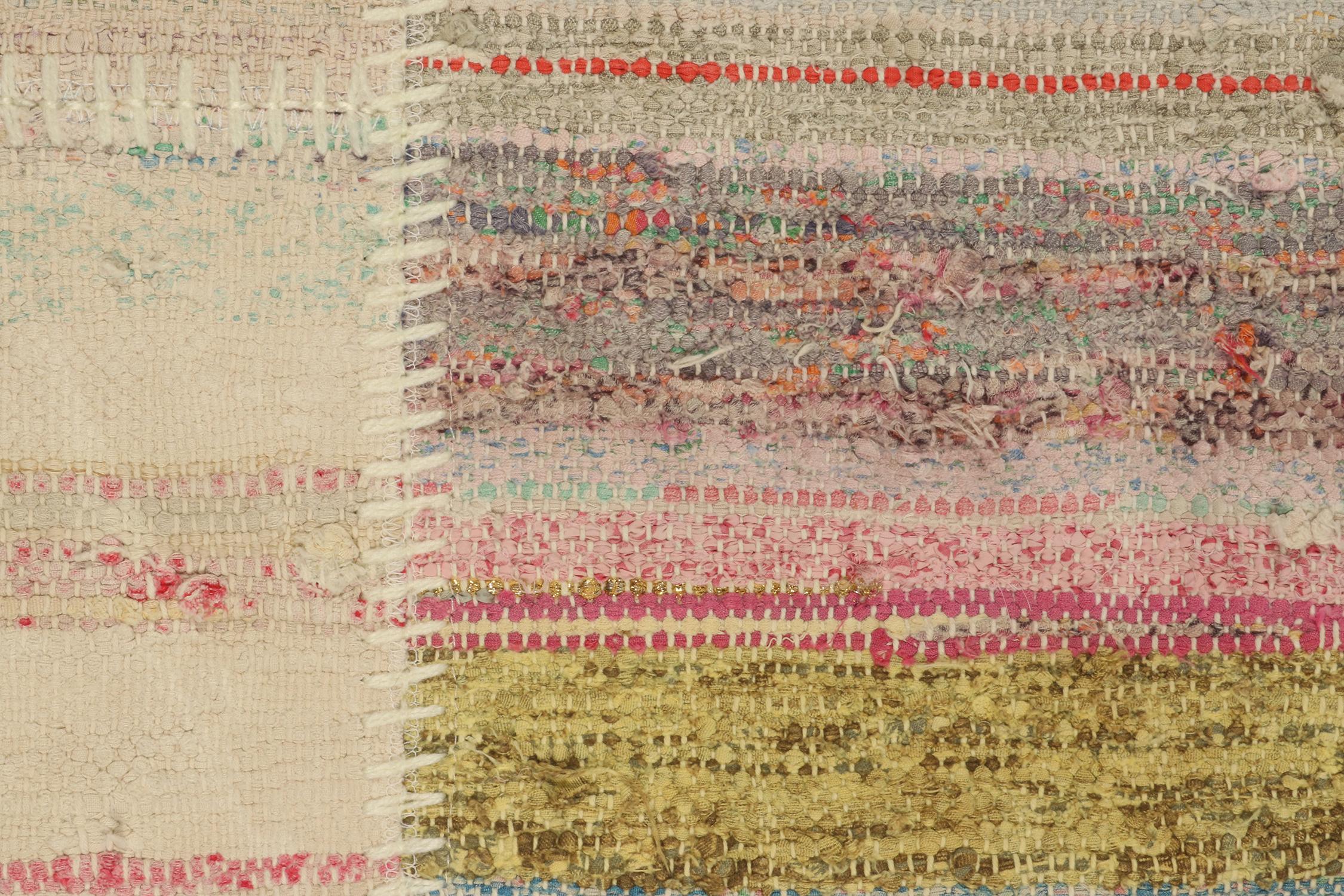 Rug & Kilim's Patchwork Kilim Square Rug in Polychromatic Stripes (tapis carré en patchwork Kilim à rayures polychromes) Neuf - En vente à Long Island City, NY