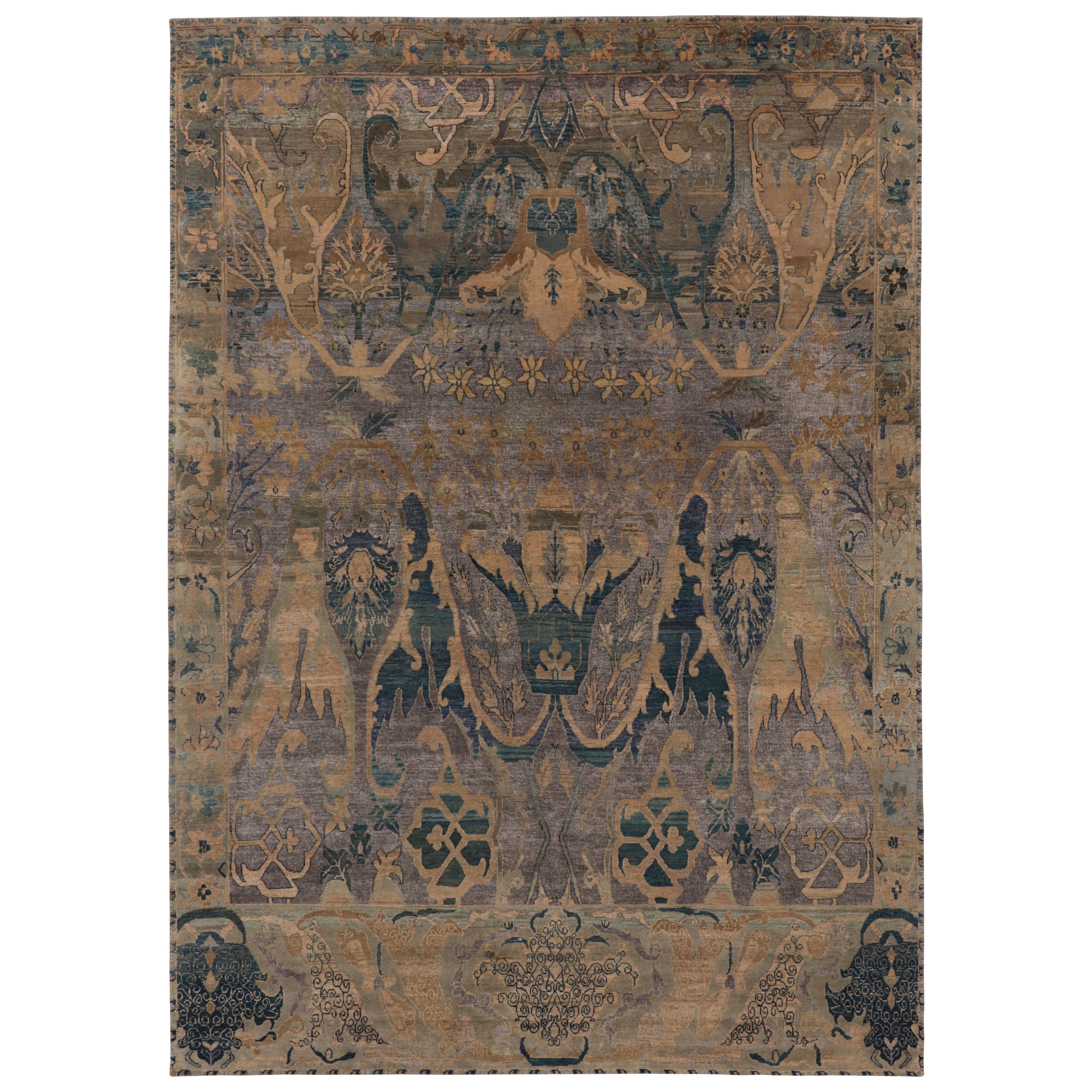 Rug
Kilim: un tappeto di ispirazione persiana con motivi floreali grigi e dorati