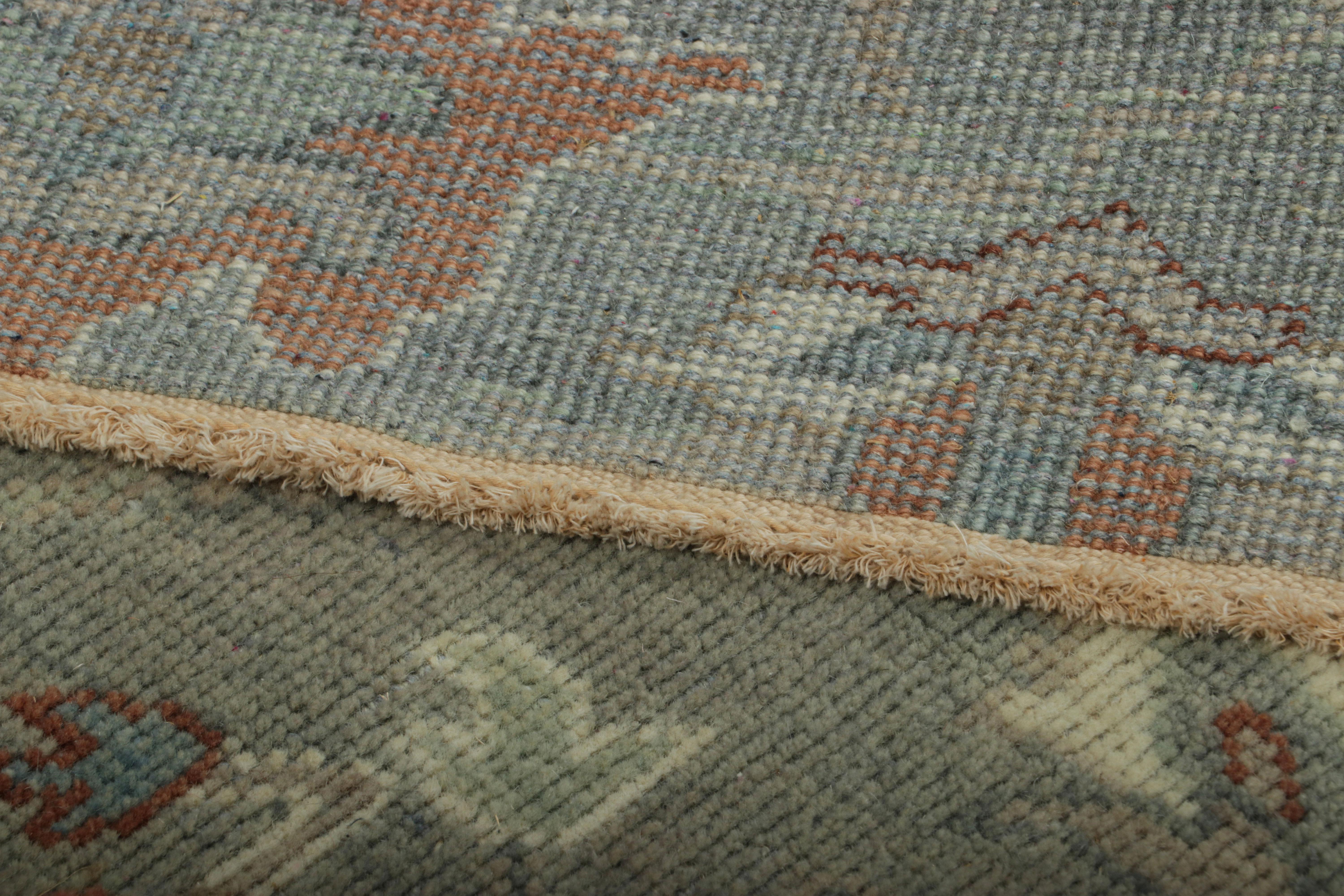 Indien Rug & Kilim's Persian Style Oushak Square Rug in Blue with Floral Patterns (tapis carré de style persan Oushak en bleu avec des motifs floraux) en vente