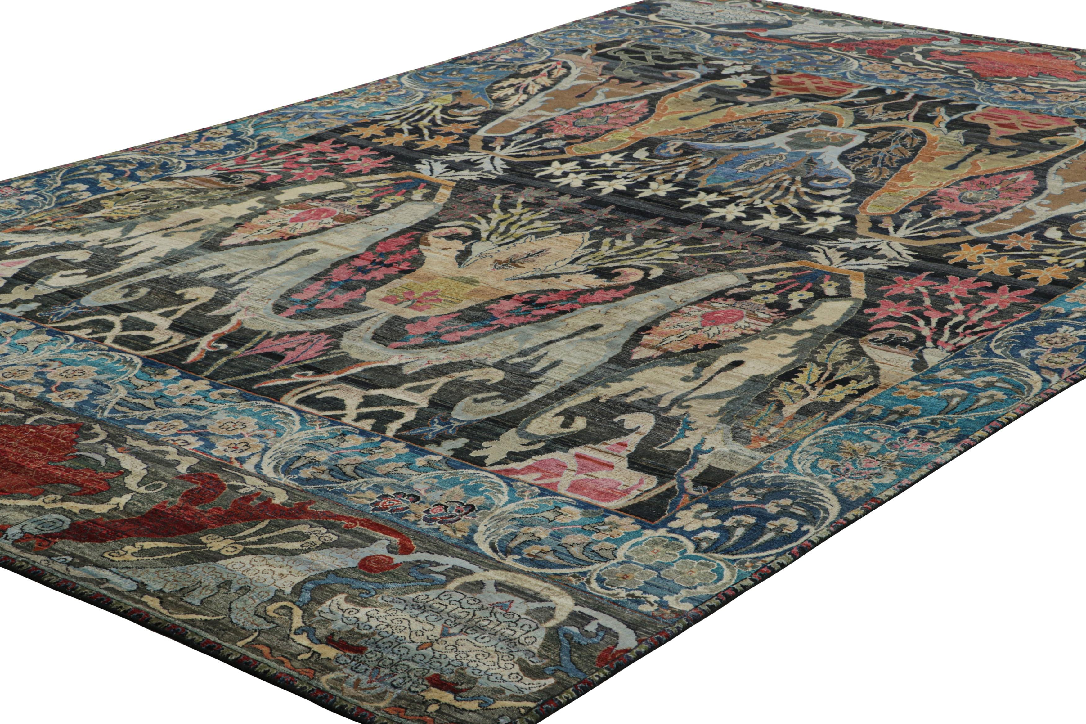 Rug & Kilim's Teppich im persischen Stil in Schwarz und Blau, polychromatische Blumenmuster (Indisch) im Angebot