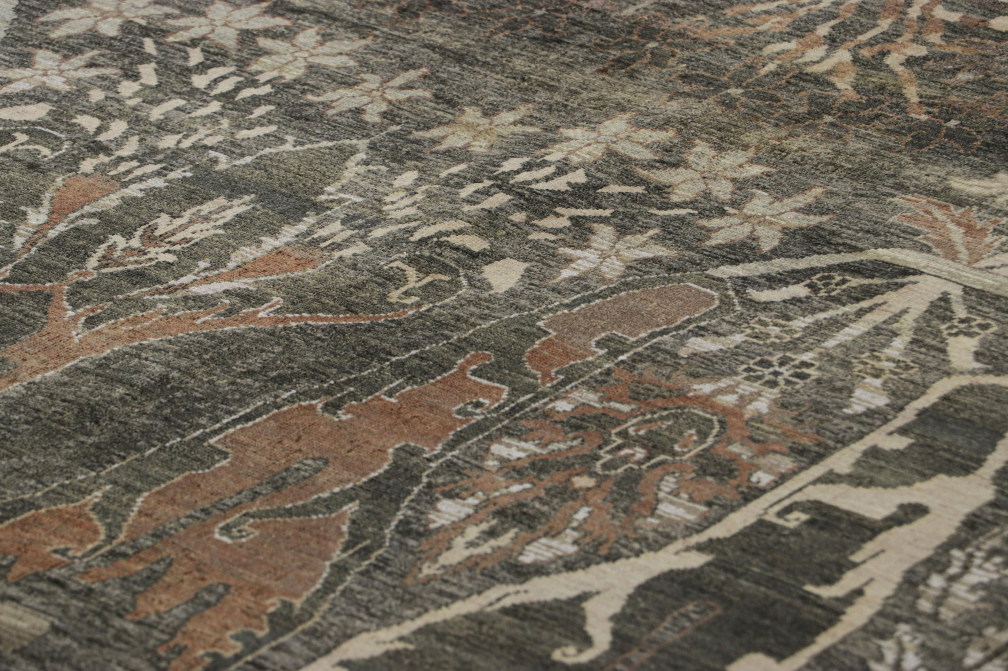 Fabriqué en laine nouée à la main, ce tapis 6x9 de notre Collection Modern Classics représente notre nouvelle interprétation la plus luxueuse des tapis persans classiques et s'inspire du célèbre design Bidjar Garrus, un style de tapis anciens de la