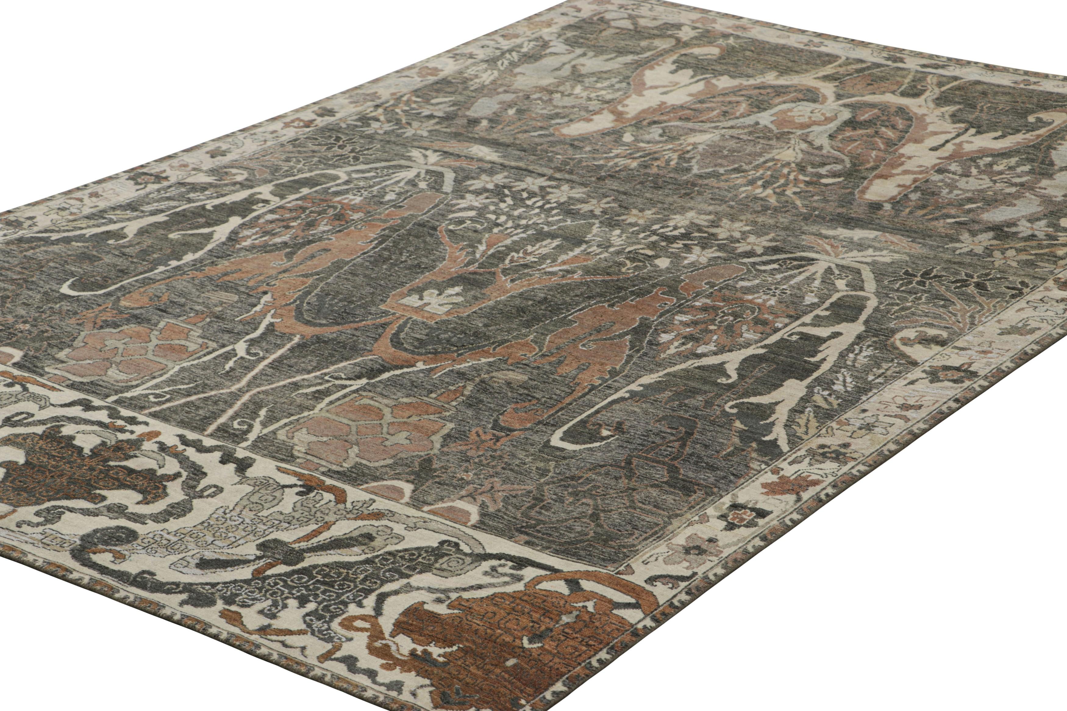 Indien Rug & Kilim's Persian Style Rug in Brown and Charcoal Gray with Floral Patterns (tapis de style persan à motifs floraux) en vente