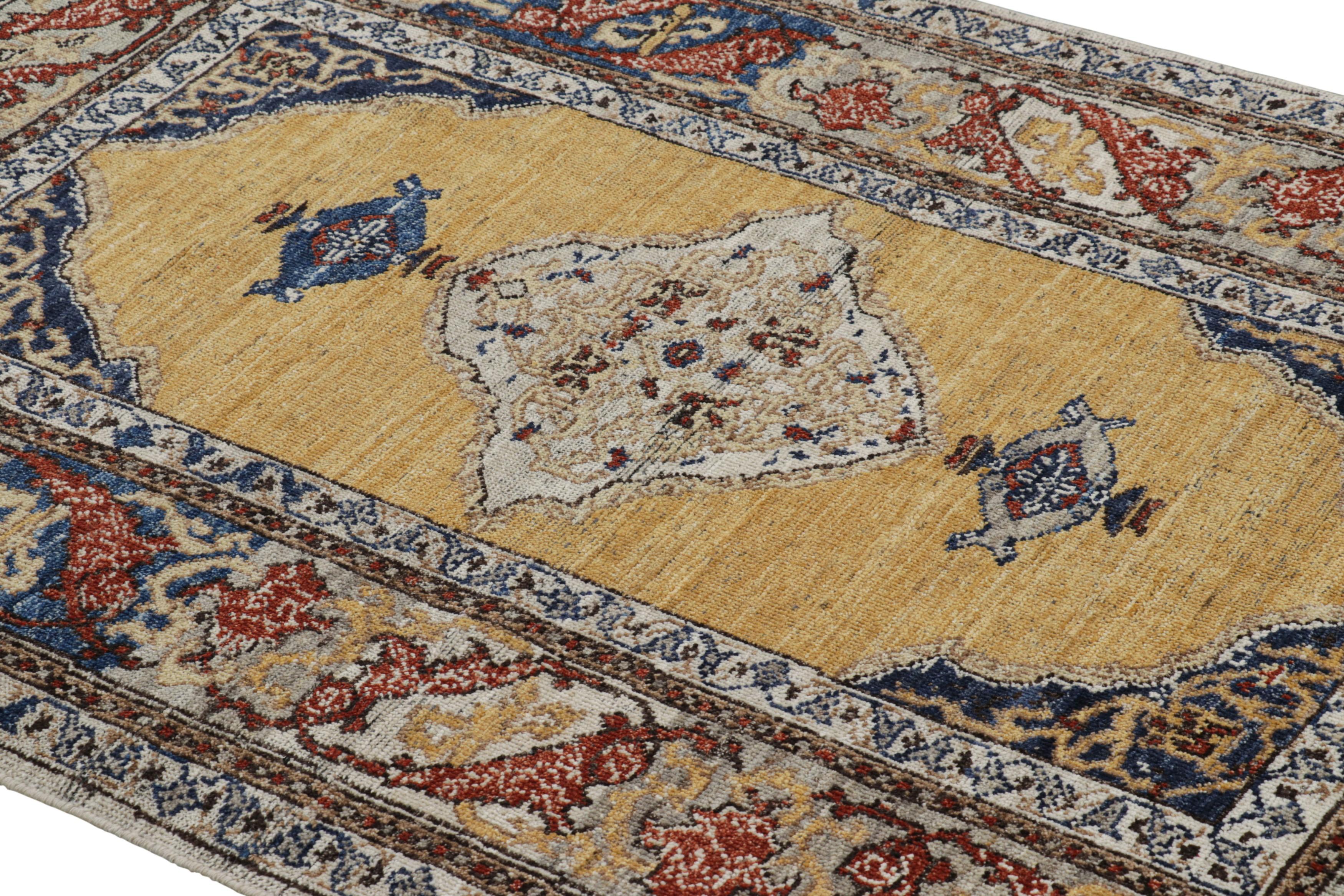 Annodato a mano in una speciale miscela di lana di Ghazni, questo tappeto 4x6 è una grande novità della collezione di classici personalizzati Burano di Rug & Kilim. 

Sul design: 

Questo pezzo si ispira alle interpretazioni europee dei motivi dei
