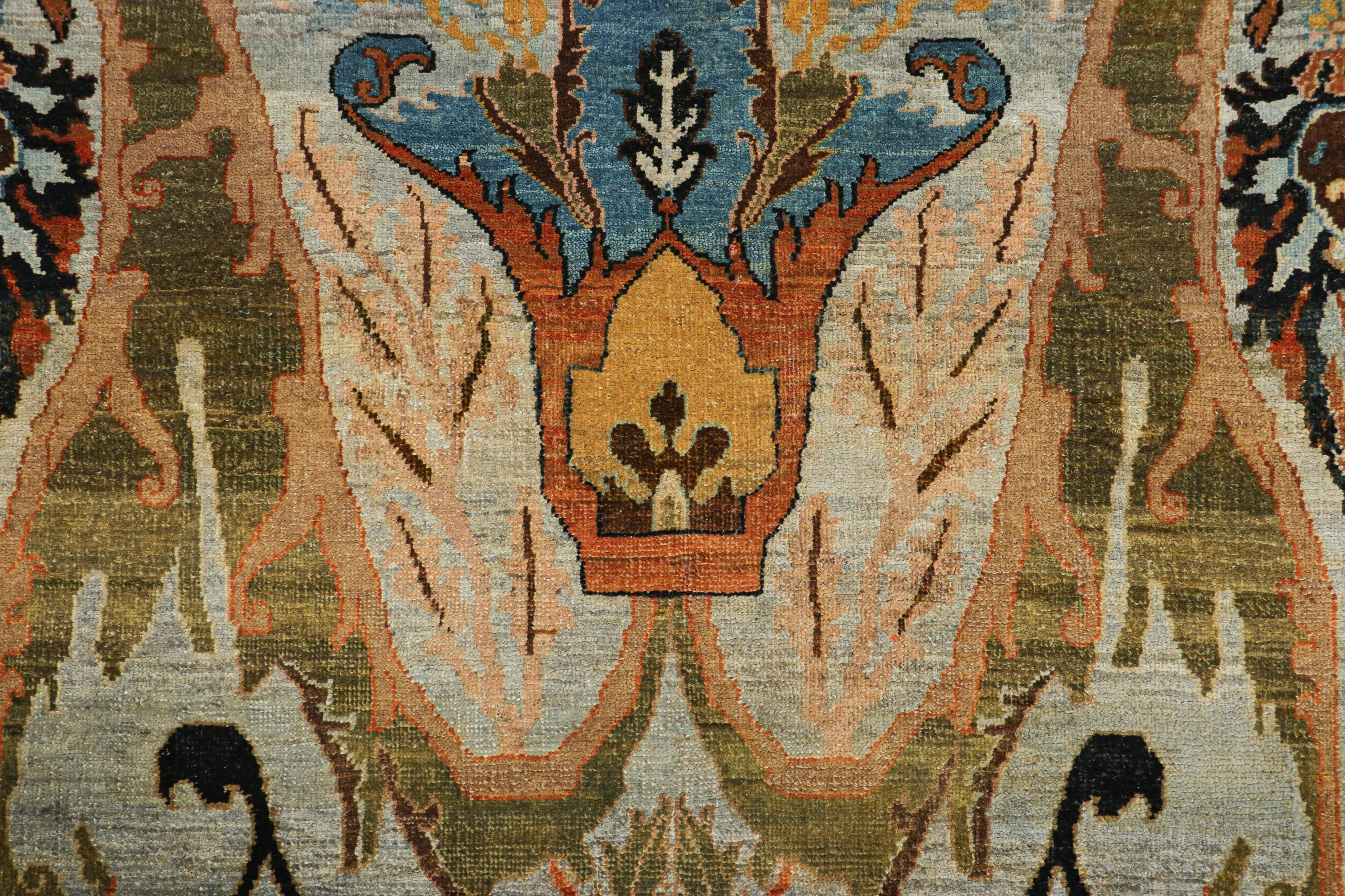 Rug & Kilim’s Persian Style Rug in Gray and Blue, Polychromatic Floral Patterns (Moderne) im Angebot