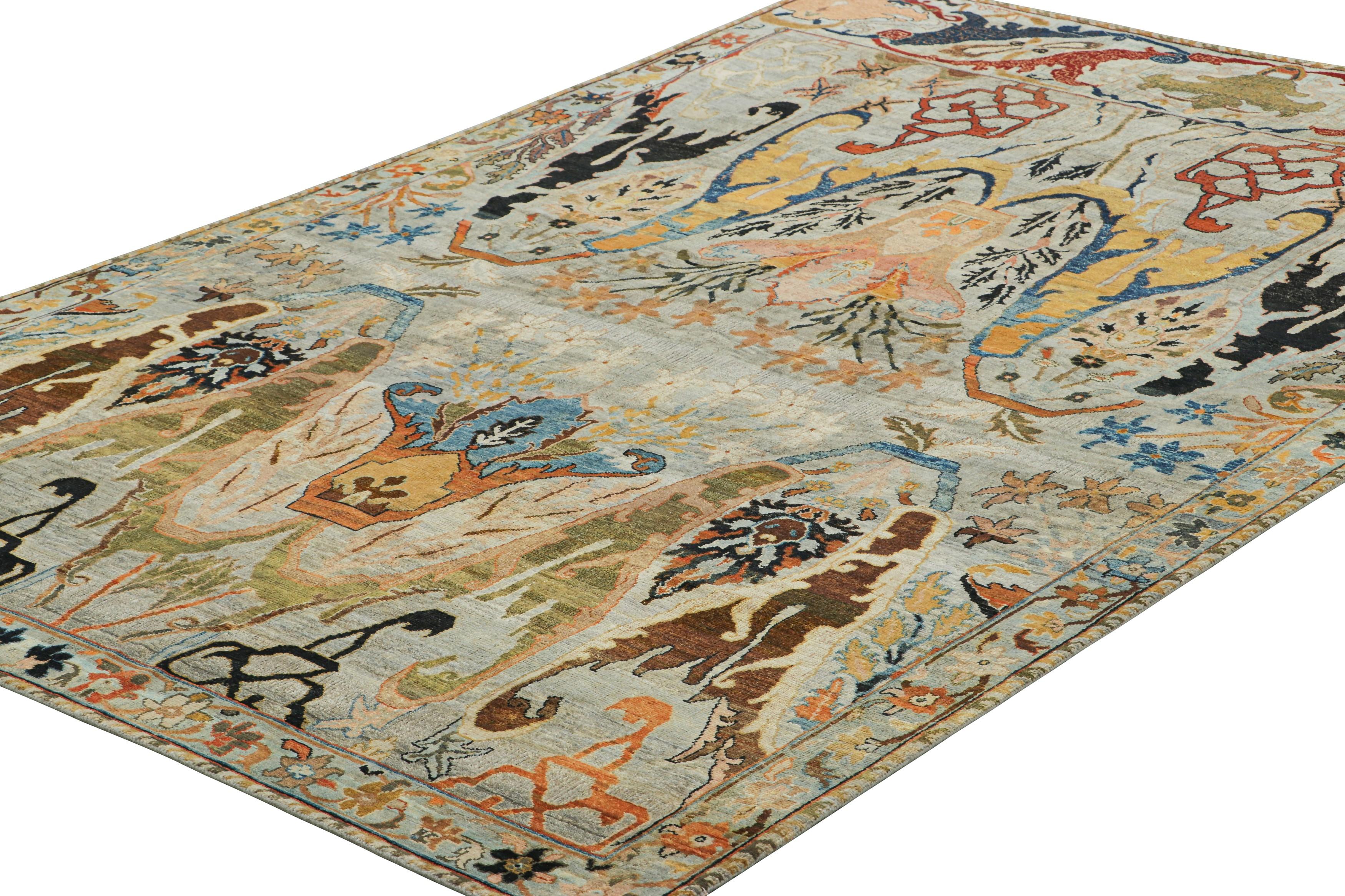 Rug & Kilim’s Persian Style Rug in Gray and Blue, Polychromatic Floral Patterns (Indisch) im Angebot