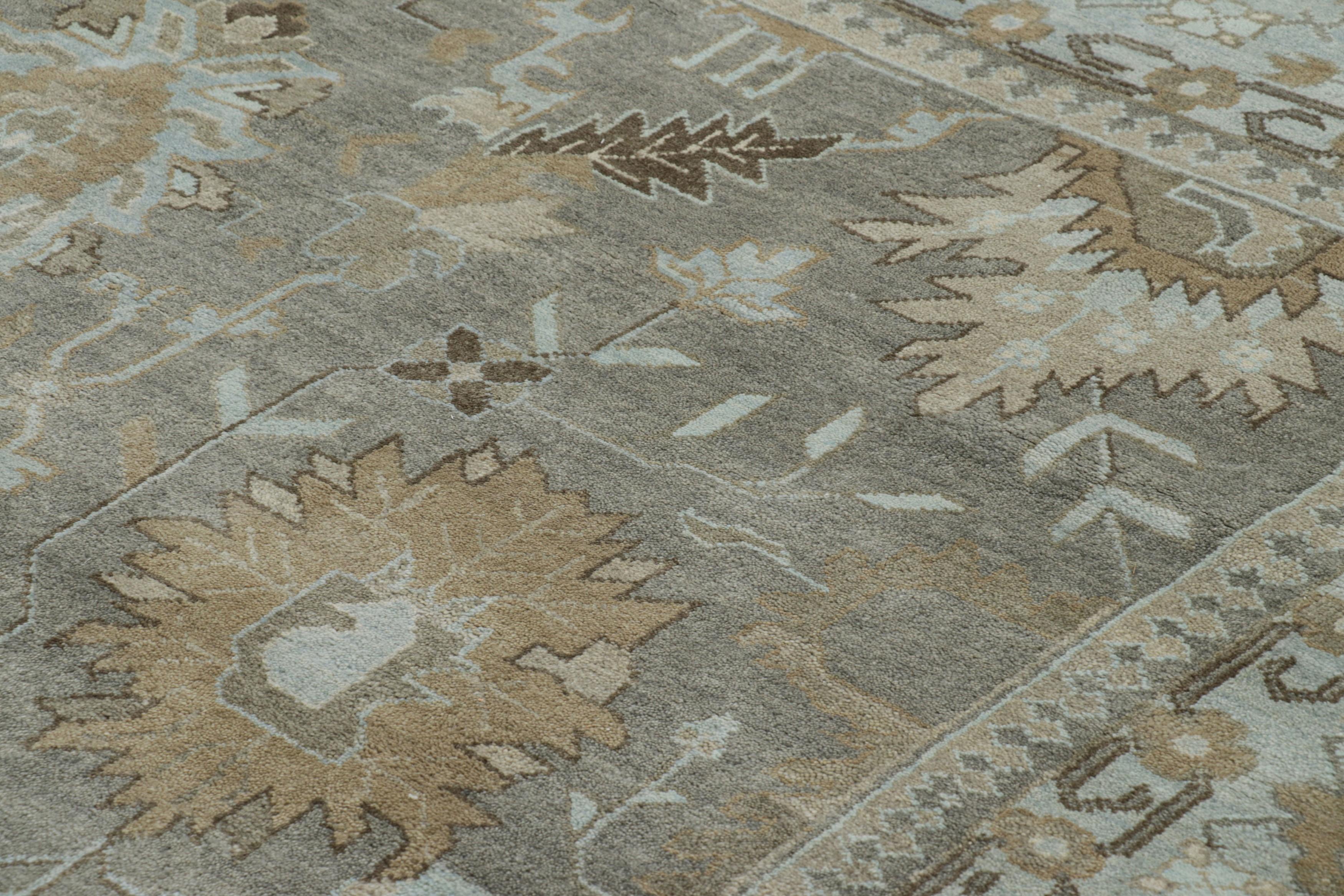 Lana Rug & Kilim: Tappeto in stile persiano grigio e blu con motivi floreali