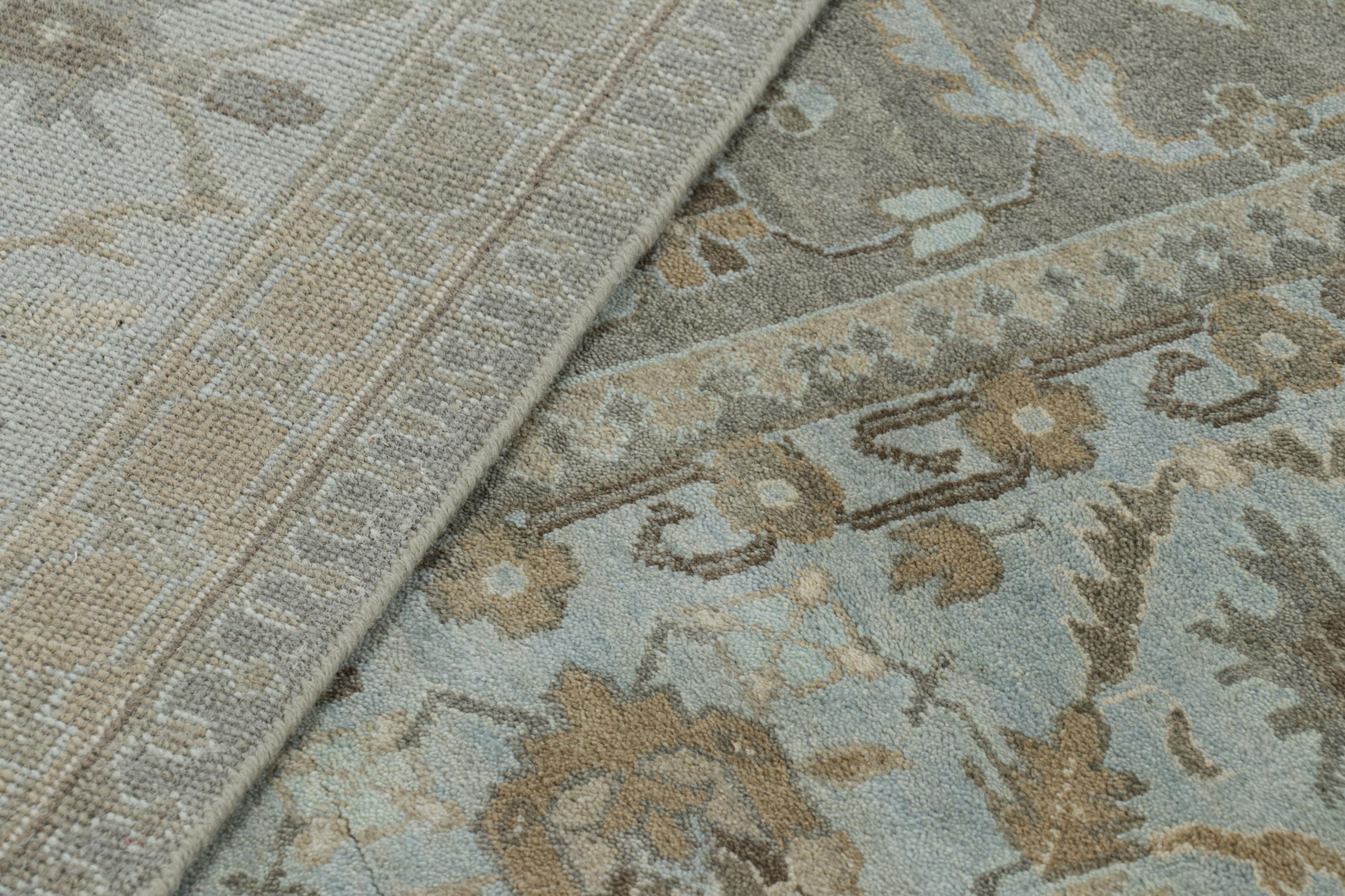 Rug & Kilim: Tappeto in stile persiano grigio e blu con motivi floreali 1