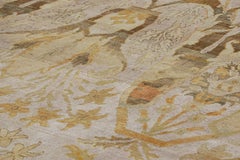 Rug & Kilim's Teppich im persischen Stil in Lavendel mit braunen und goldenen Blumenmustern