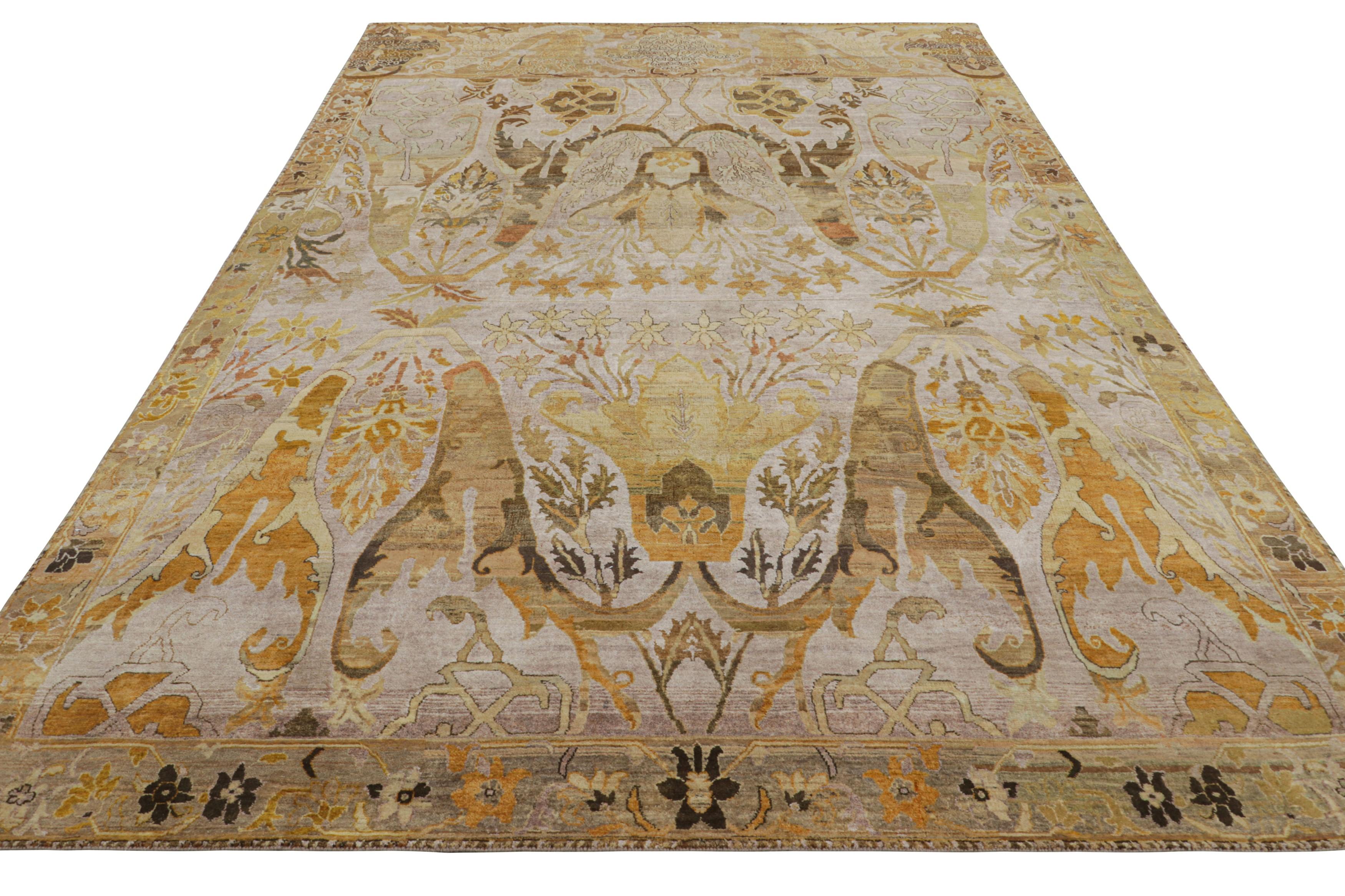 Rug & Kilim's Teppich im persischen Stil in Lavendel mit braunen und goldenen Blumenmustern (Handgeknüpft) im Angebot