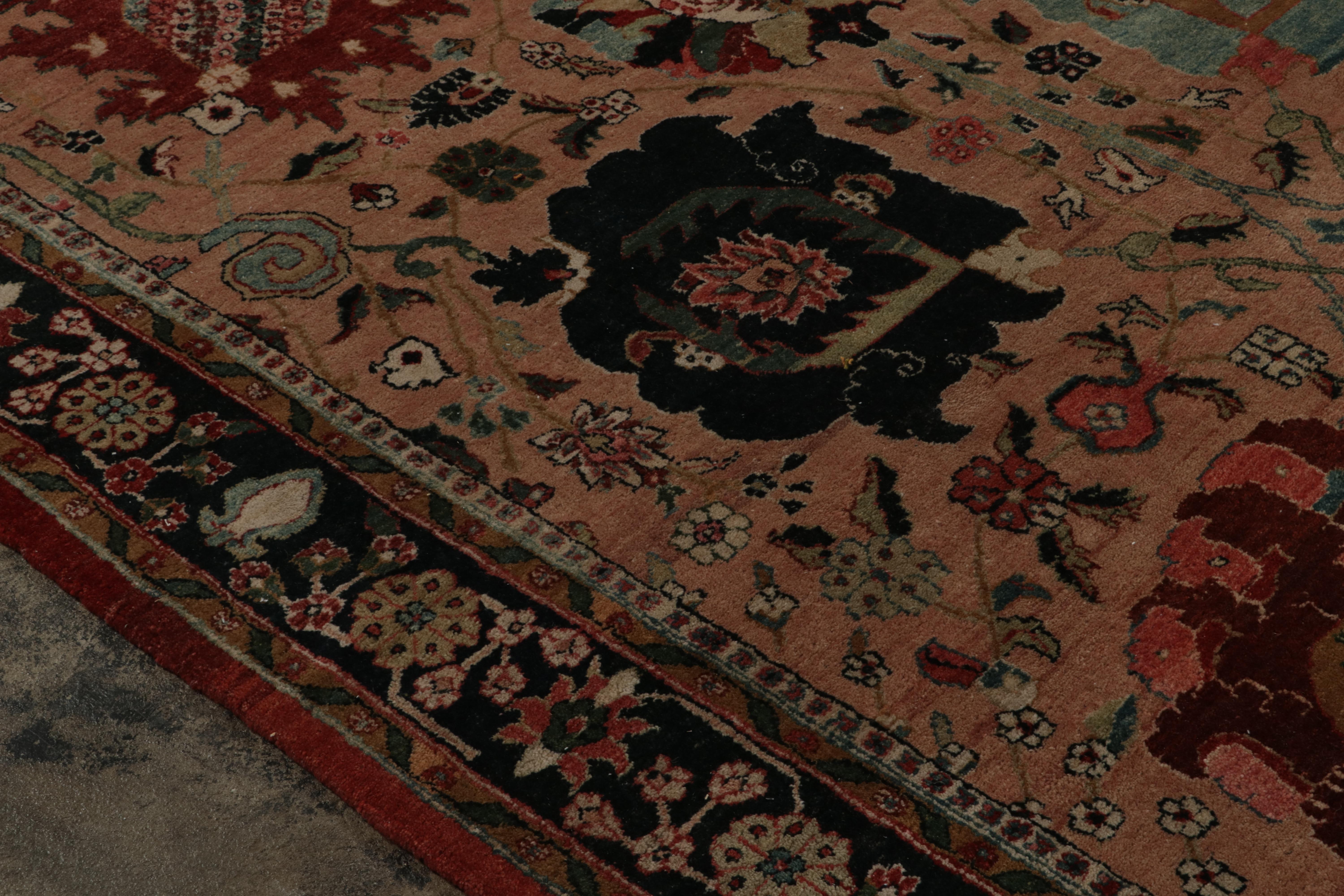 XXIe siècle et contemporain Tapis de style persan rose à motifs floraux polychromes de Rug & Kilim en vente