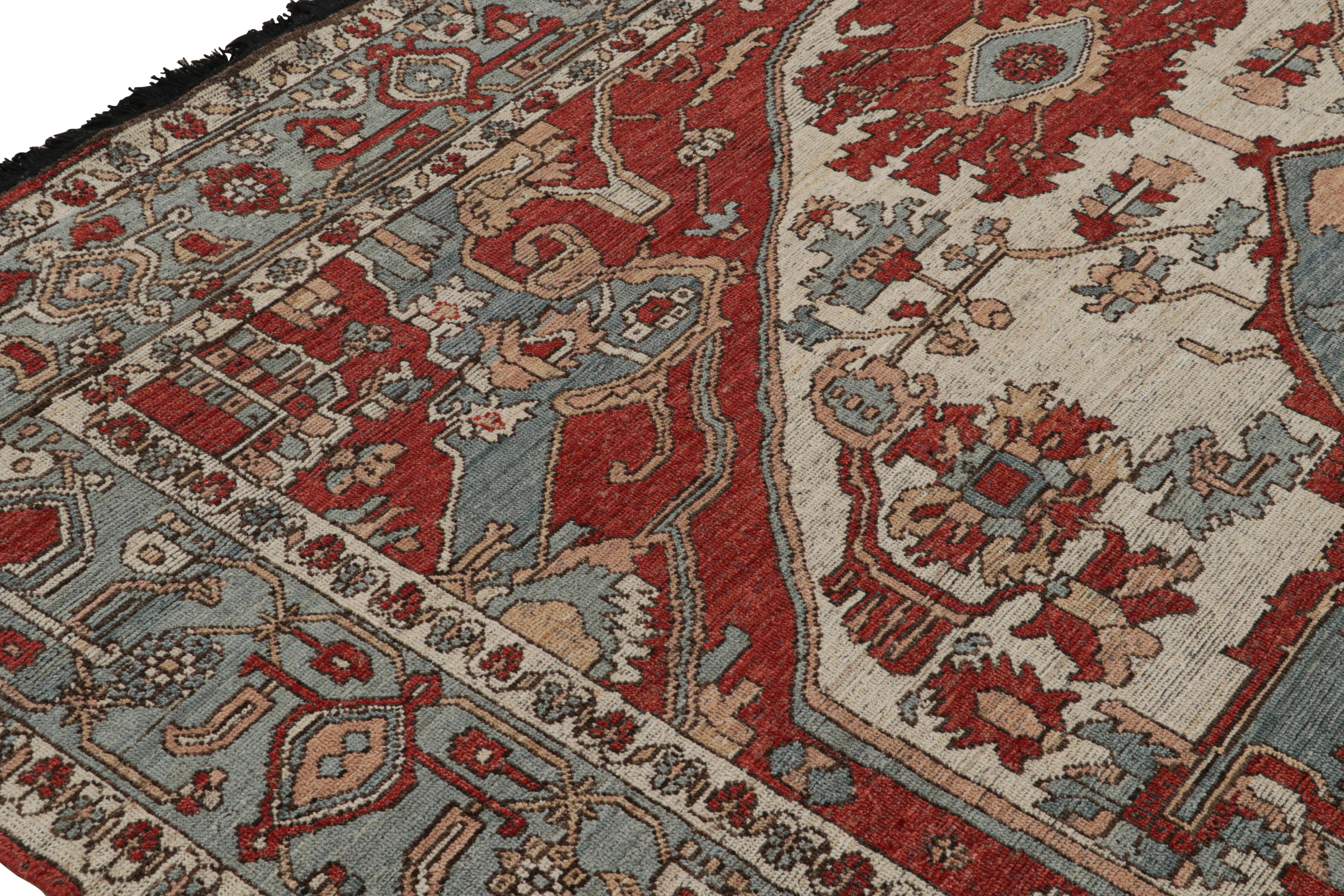 Noué à la main Tapis de style persan à motifs rouges, bleus et blancs de Rug & Kilim en vente