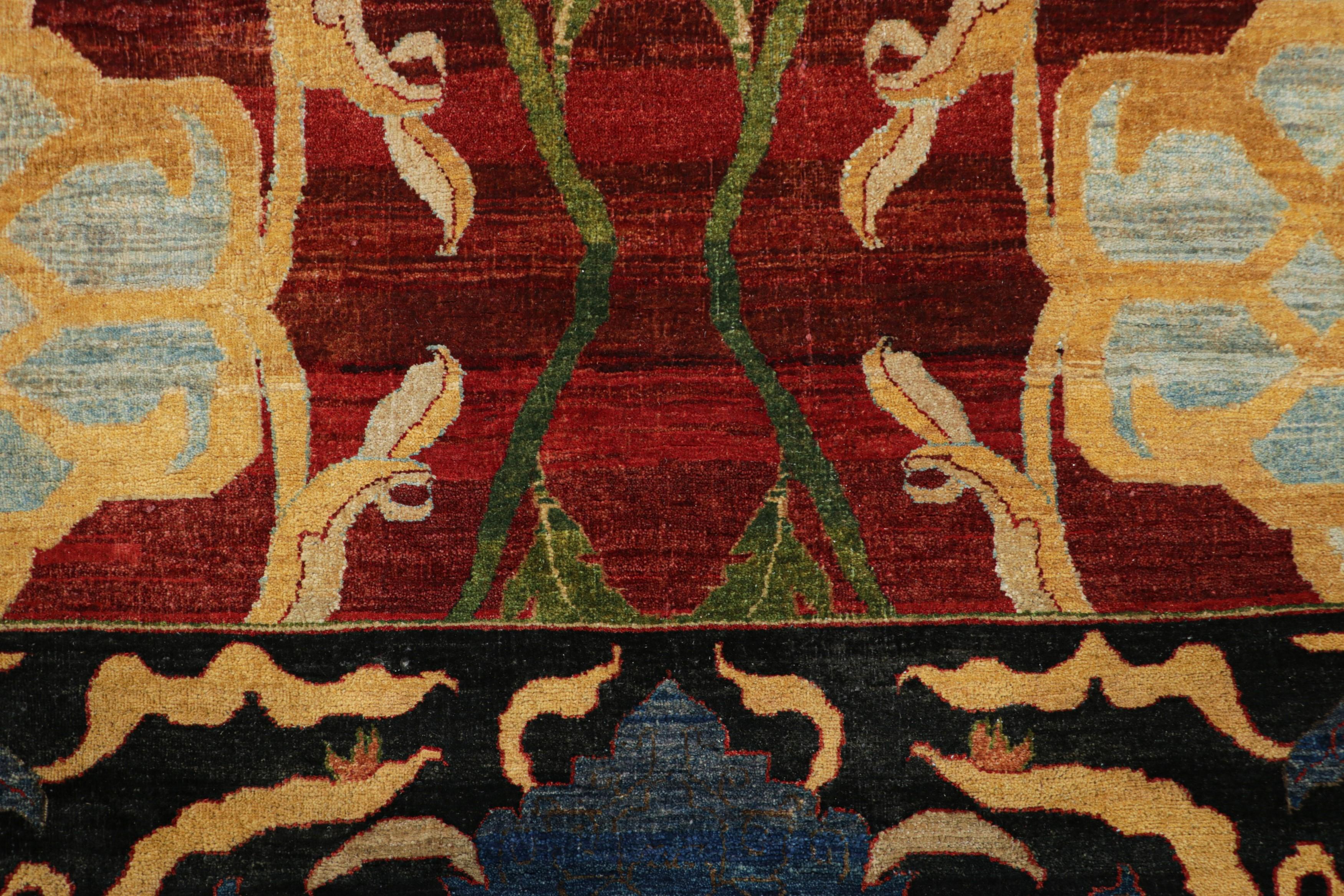 Alfombra de estilo persa de Rug & Kilim en rojo, dorado y negro con motivos florales Moderno en venta