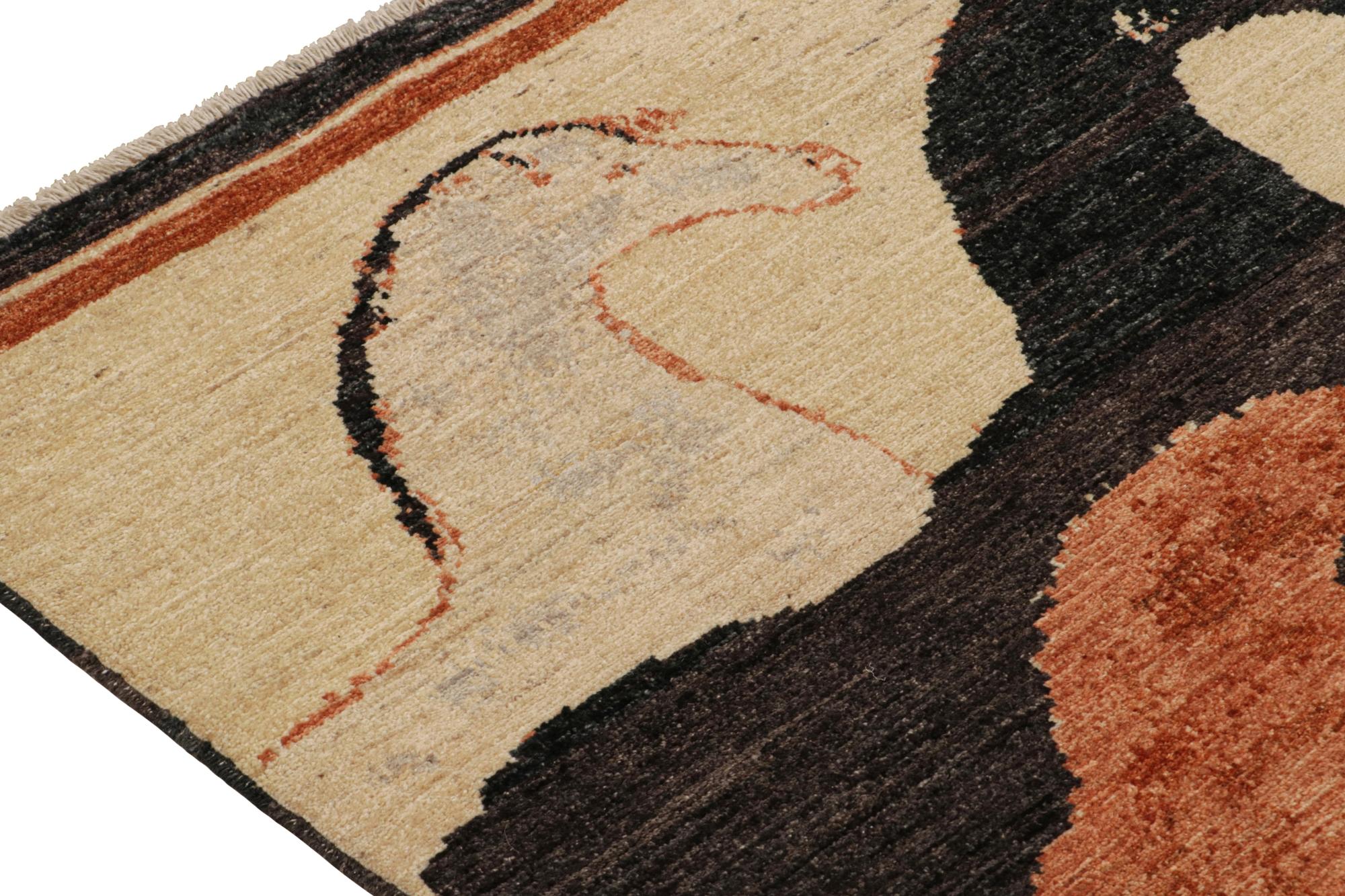 Rug & Kilim’s Persian Style Runner in Beige with Pink and Black Horse Pictorials Neuf - En vente à Long Island City, NY