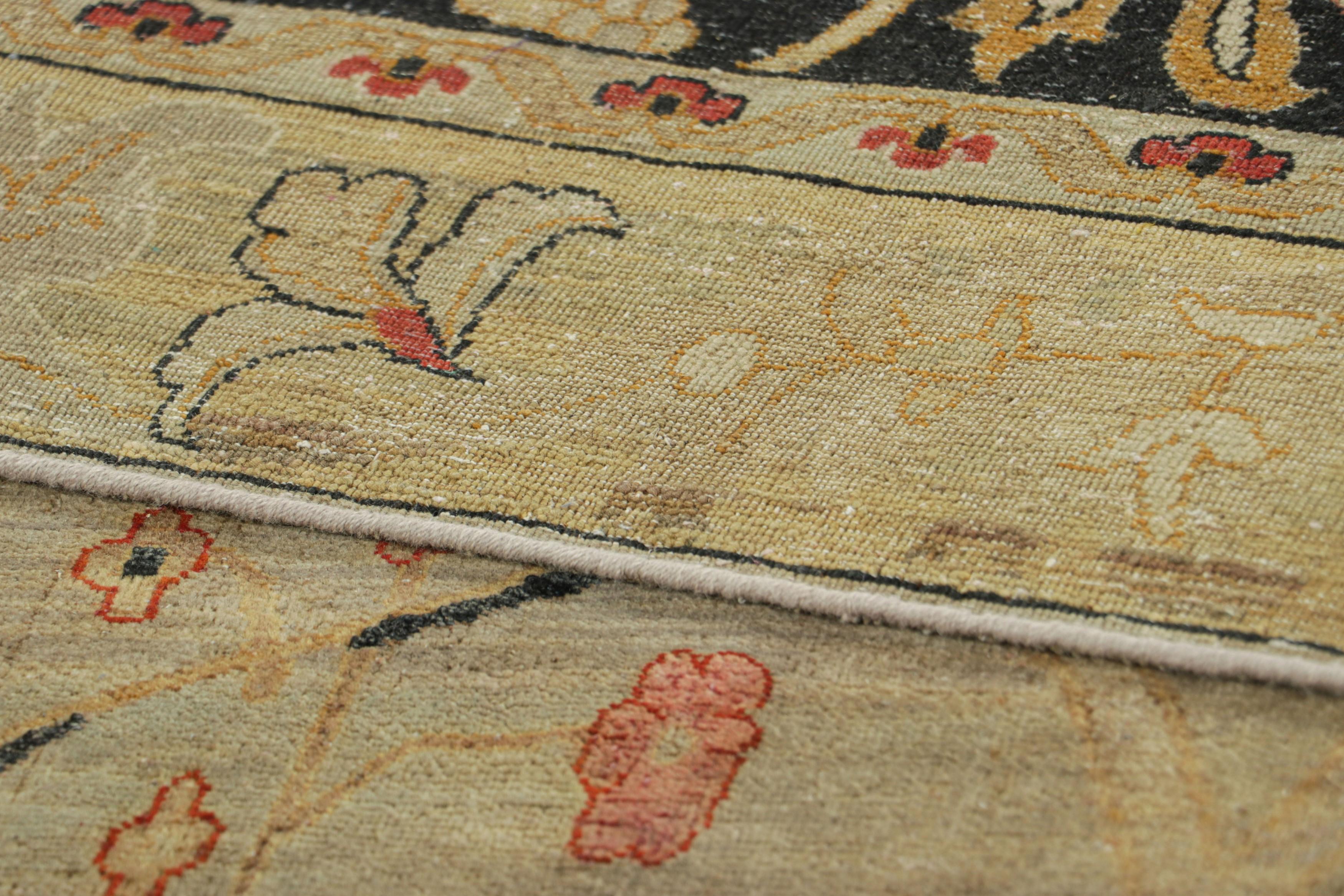 XXI secolo e contemporaneo Rug & Kilim’s Persian Style Runner Rug in Taupe with Floral Patterns in vendita