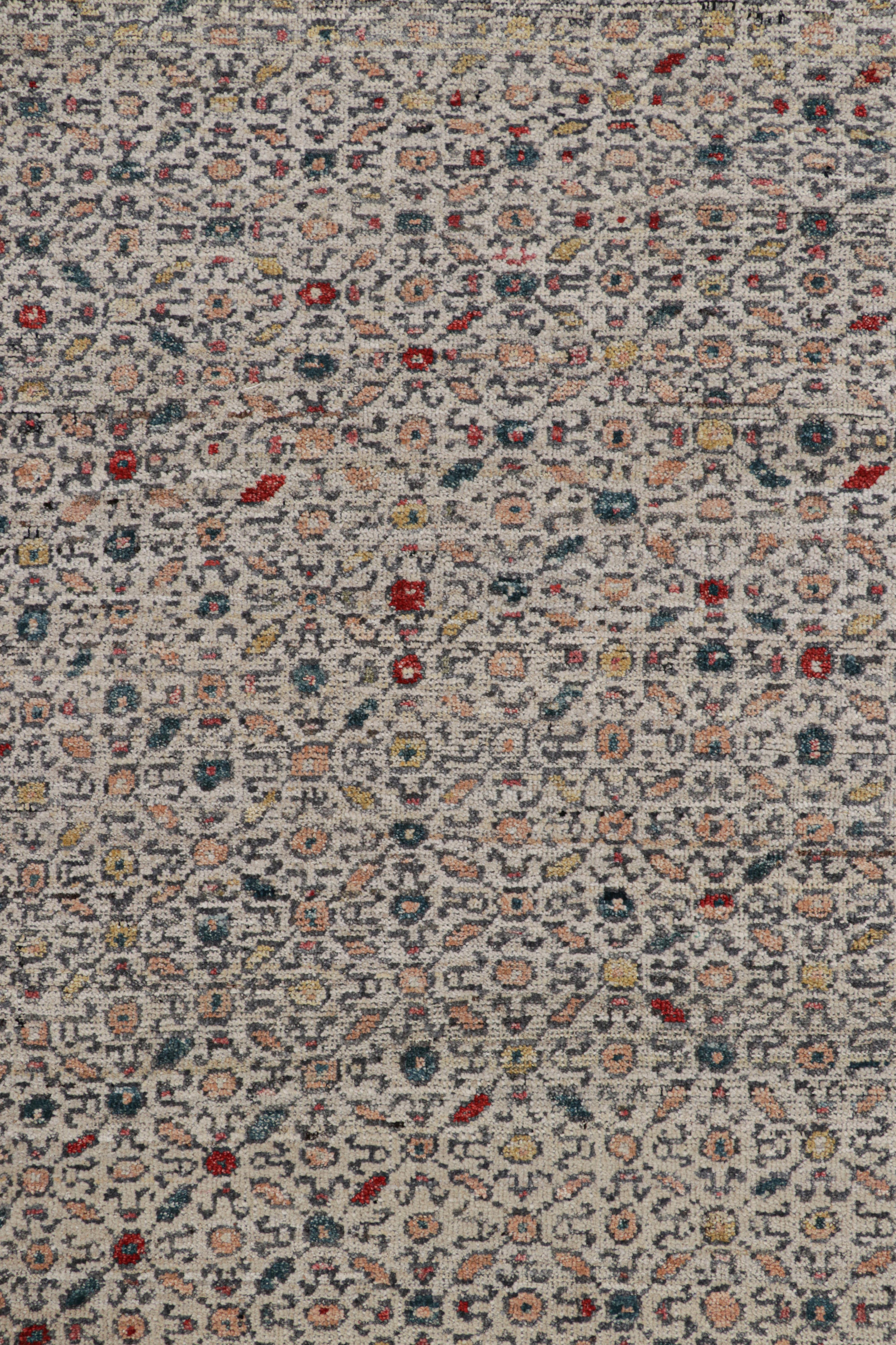 XXI secolo e contemporaneo Tappeto Runner in stile persiano di Rug & Kilim con motivi floreali colorati Herati in vendita