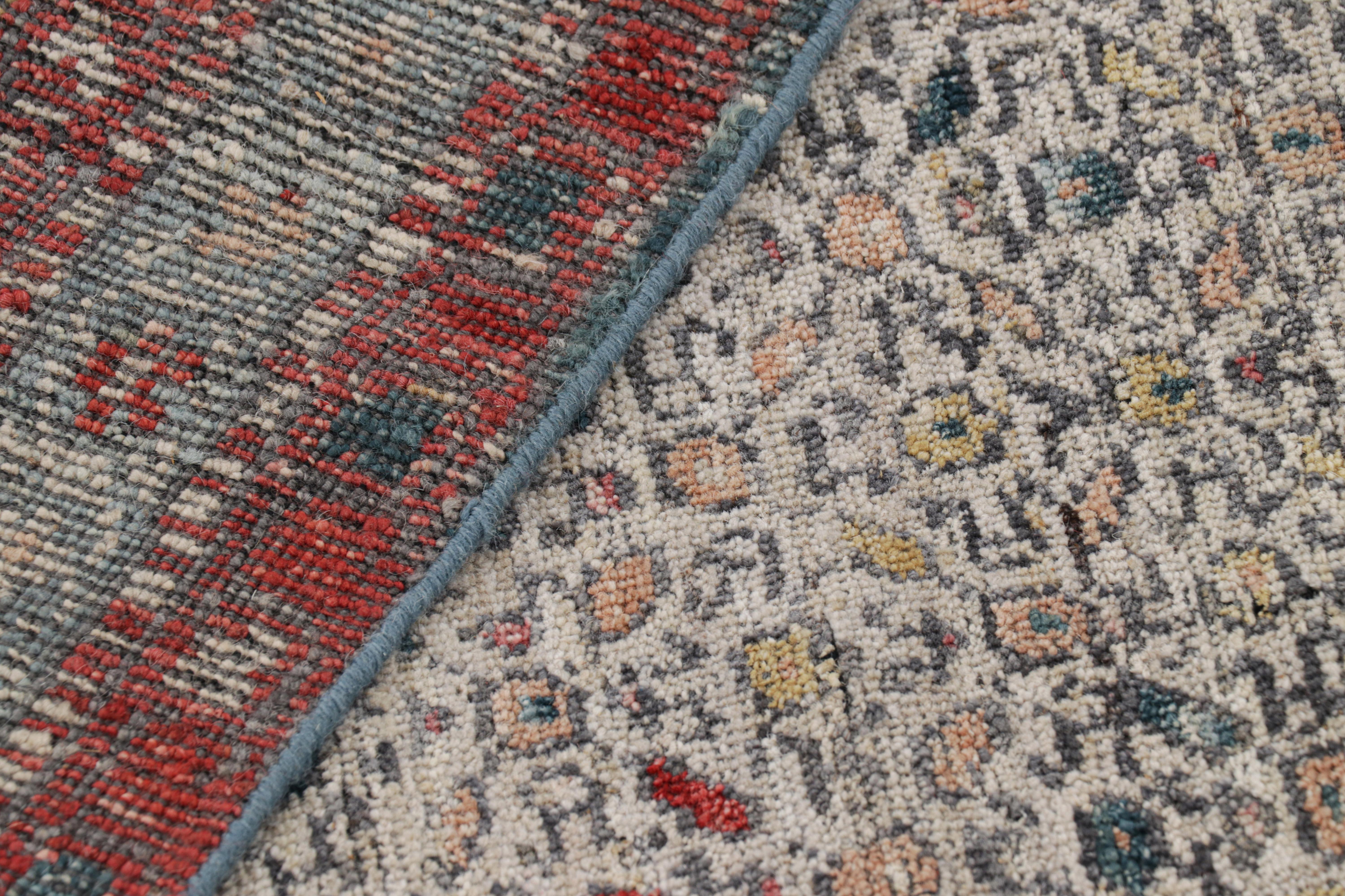 Lana Tappeto Runner in stile persiano di Rug & Kilim con motivi floreali colorati Herati in vendita