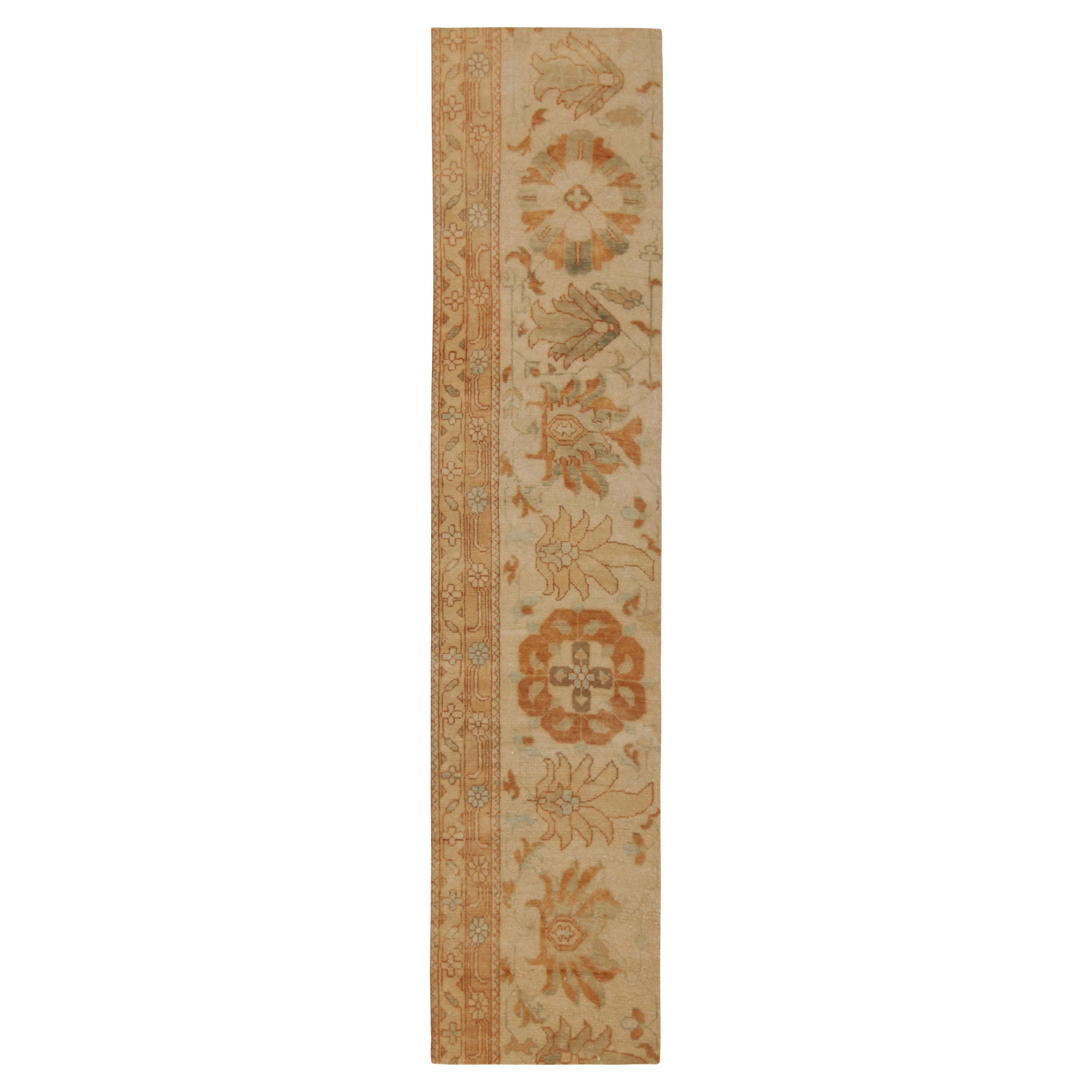 Runner persiano in stile Sultanabad Rug & Kilim con motivo floreale arancione e blu