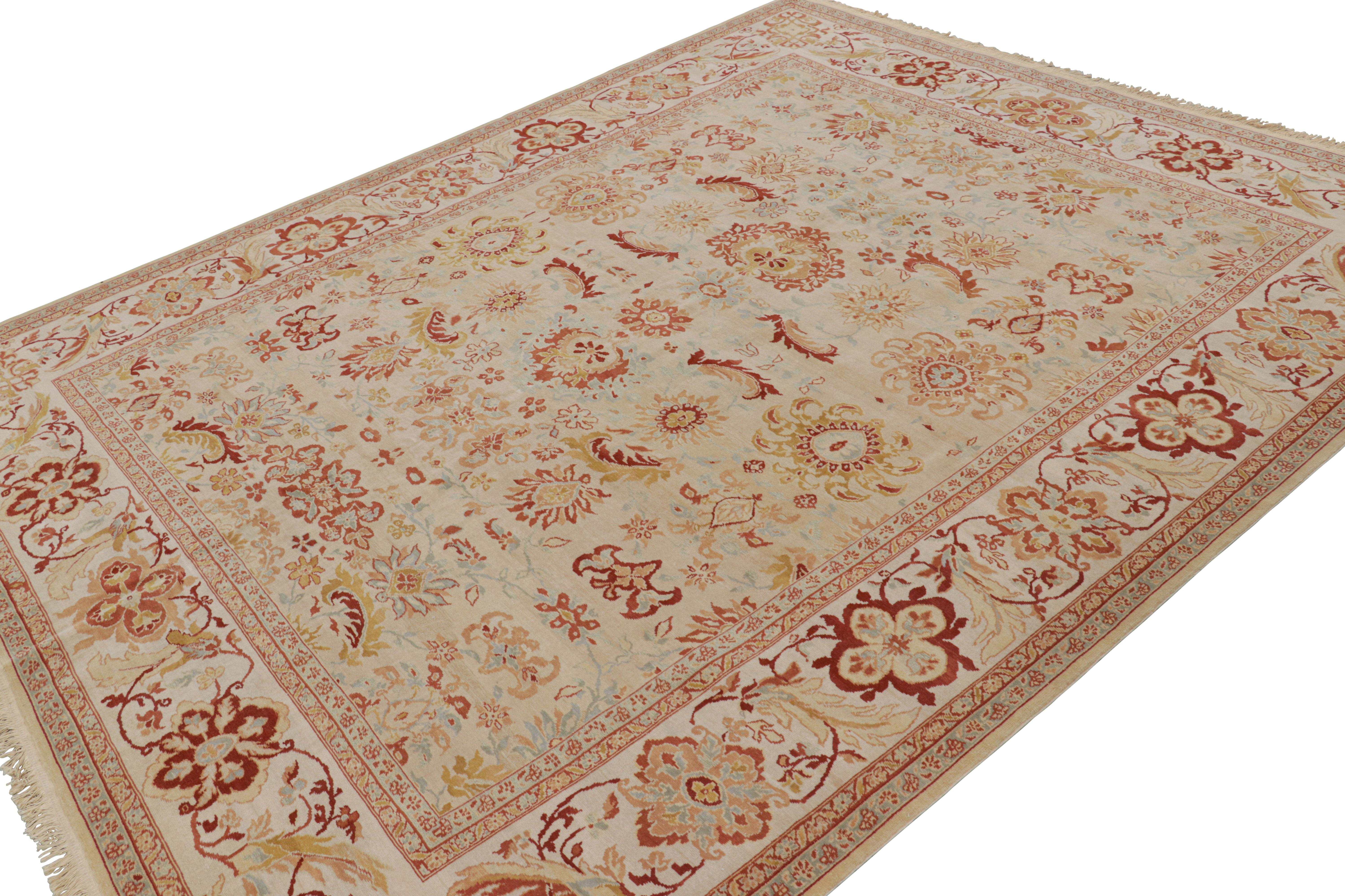 Rug & Kilim - Tappeto persiano in stile Tabriz con motivi floreali In condizioni Nuovo in vendita a Long Island City, NY