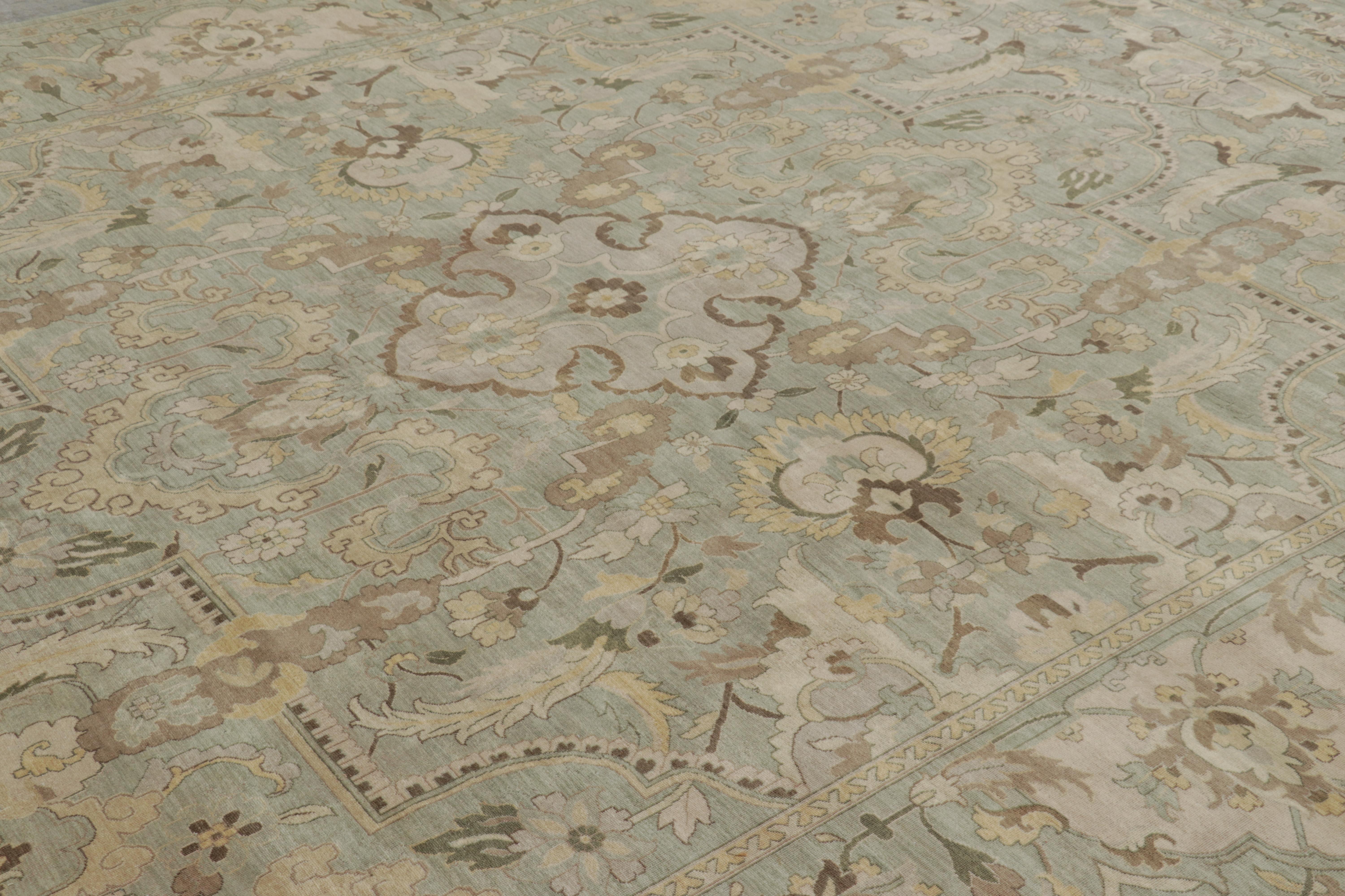 Tapis de style polonaise de Rug & Kilim en vert clair avec médaillons floraux Neuf - En vente à Long Island City, NY