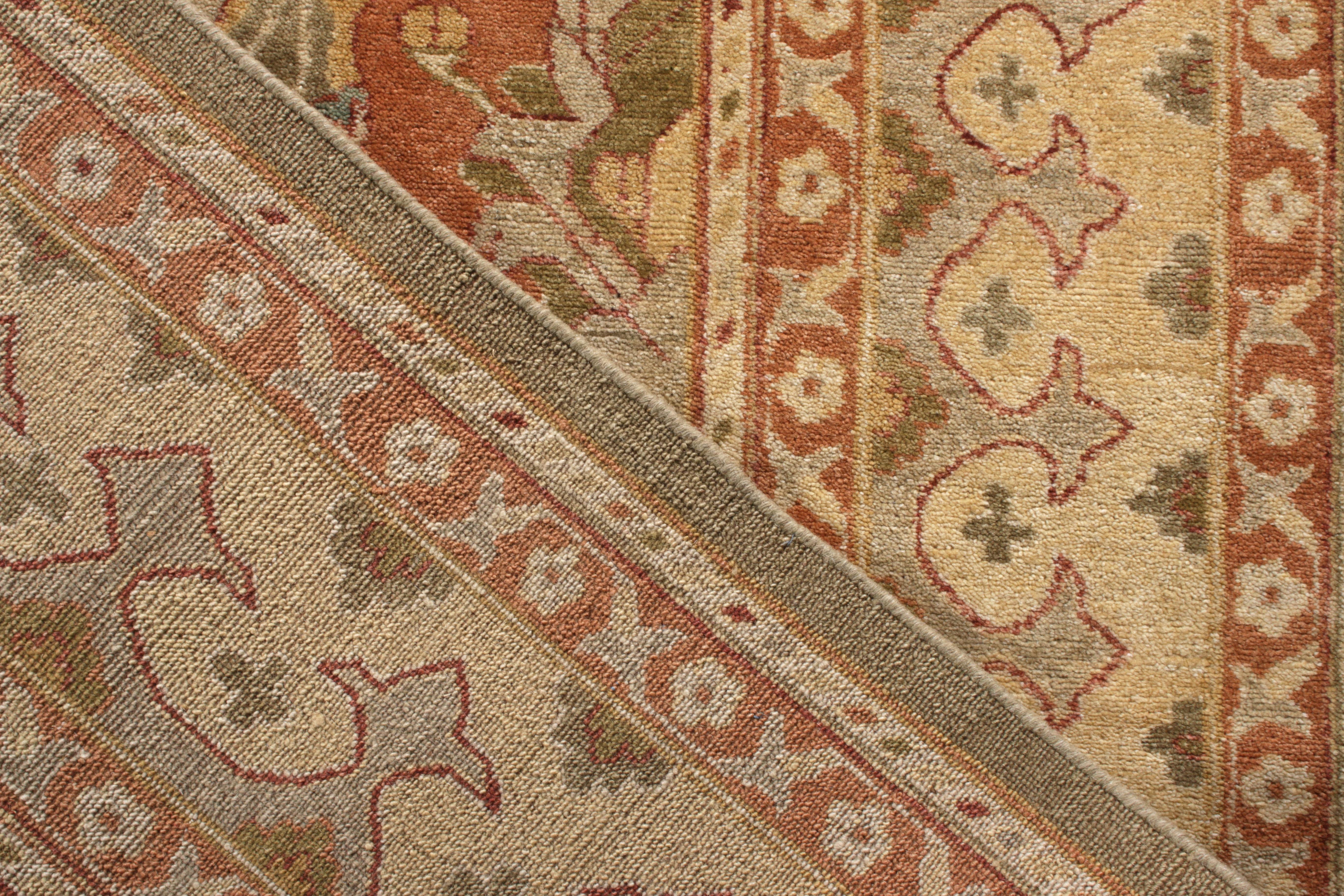 Noué à la main Rug & Kilim's Polonaise Style Rug in Red and Beige-Brown Medallion Pattern (tapis de style polonais à motifs rouges et beige-brun) en vente